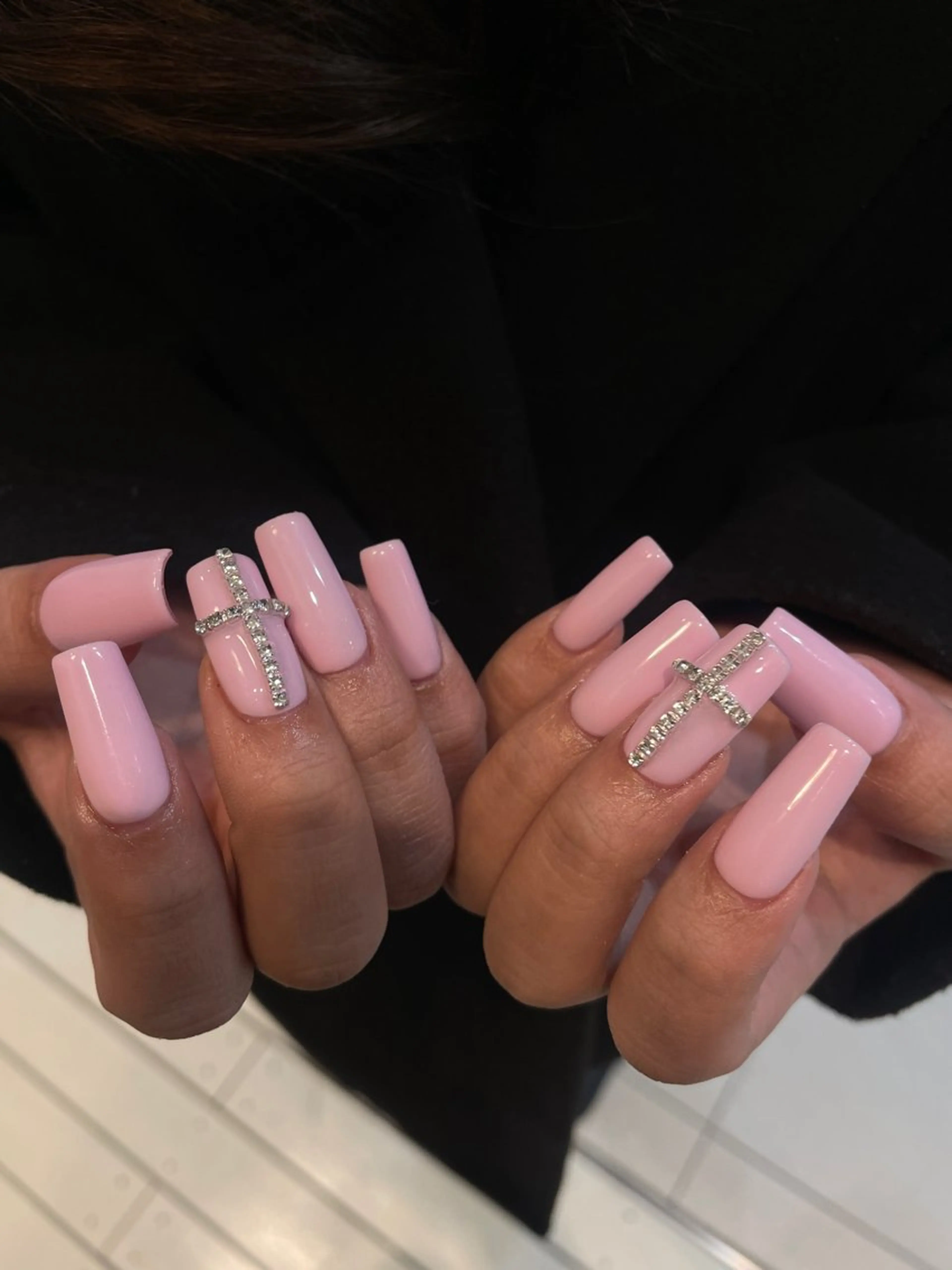 ネイル GO TODAY シェアサロン 渋谷Amiu店所属・渋谷ネイル🎀 y2k/海外ネイルのネイルデザイン