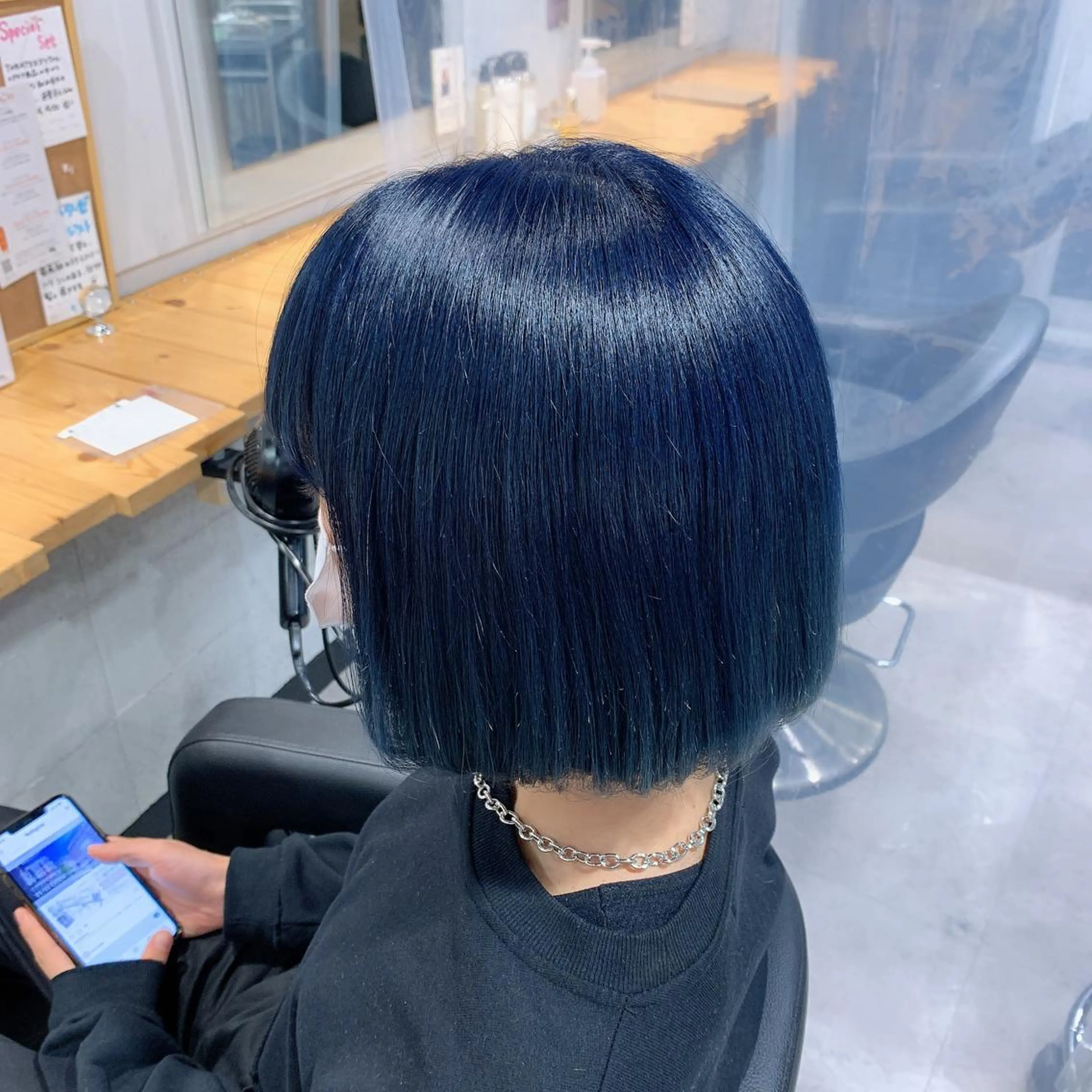 ミディアム カラー ネイル マツエク・マツパ ブリーチ ダブルカラー 髪質改善 トリートメント ヘアカラー トリートメント NANAMI🩵 大人可愛い韓国ヘアのヘアスタイル