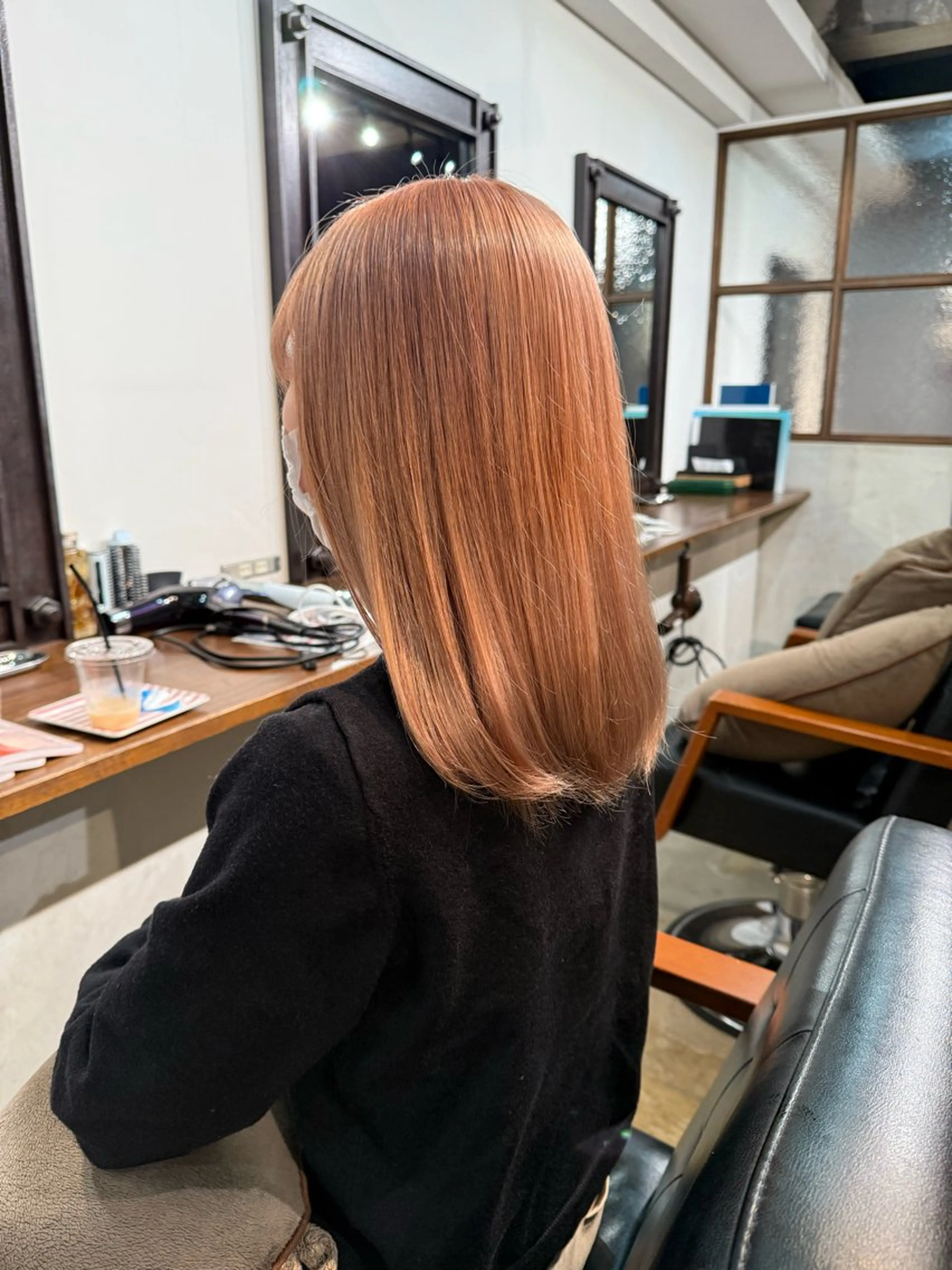 💎平日限定💎1ブリーチオンカラー＋ミドルクラストリートメント✨ケアブリーチ込み✨ロング料金無し、シャンプーブロー付きの写真