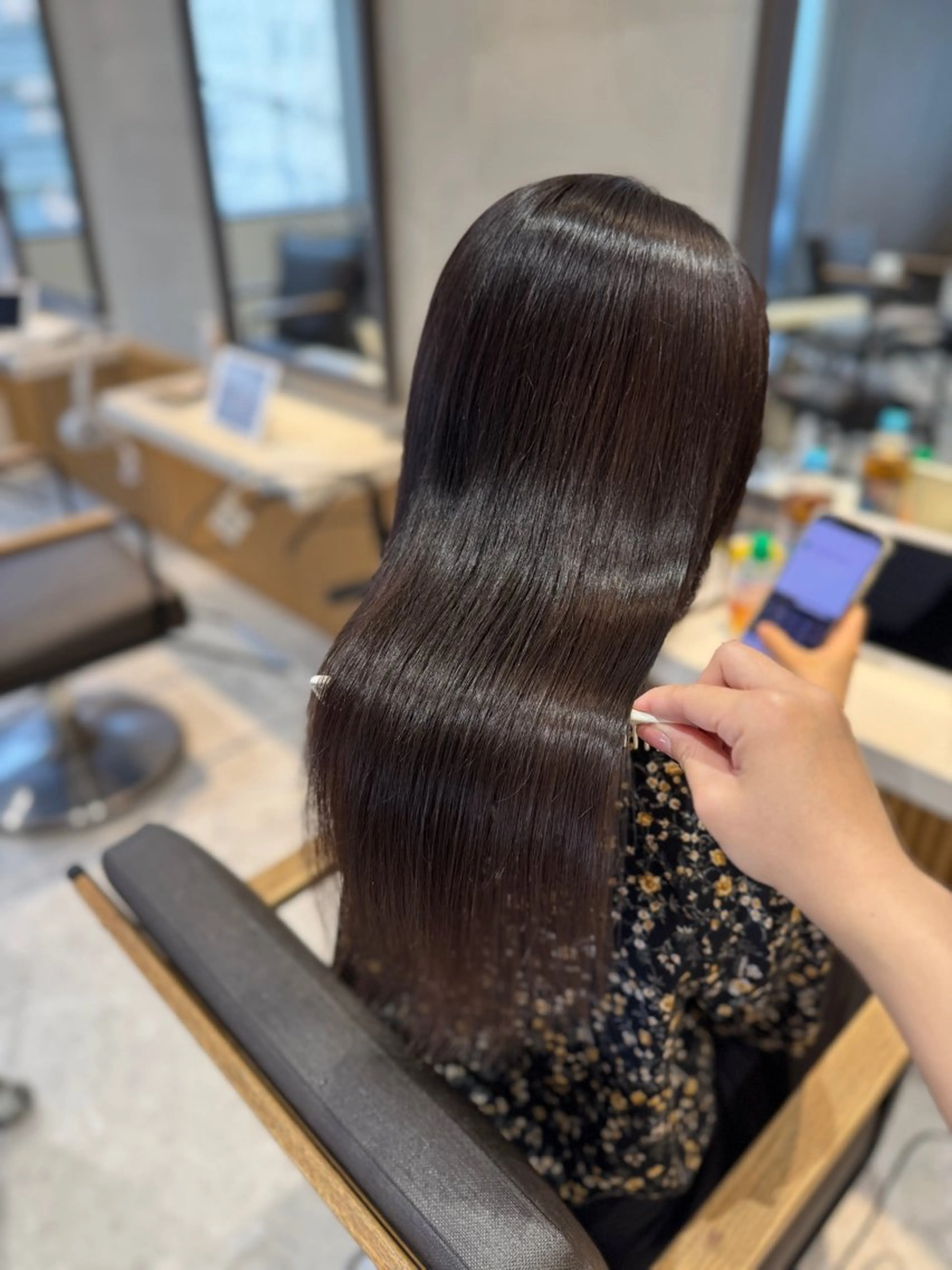 セミロング カラー ヘアセット お呼ばれ カチモリ/はるか🎀のヘアスタイル