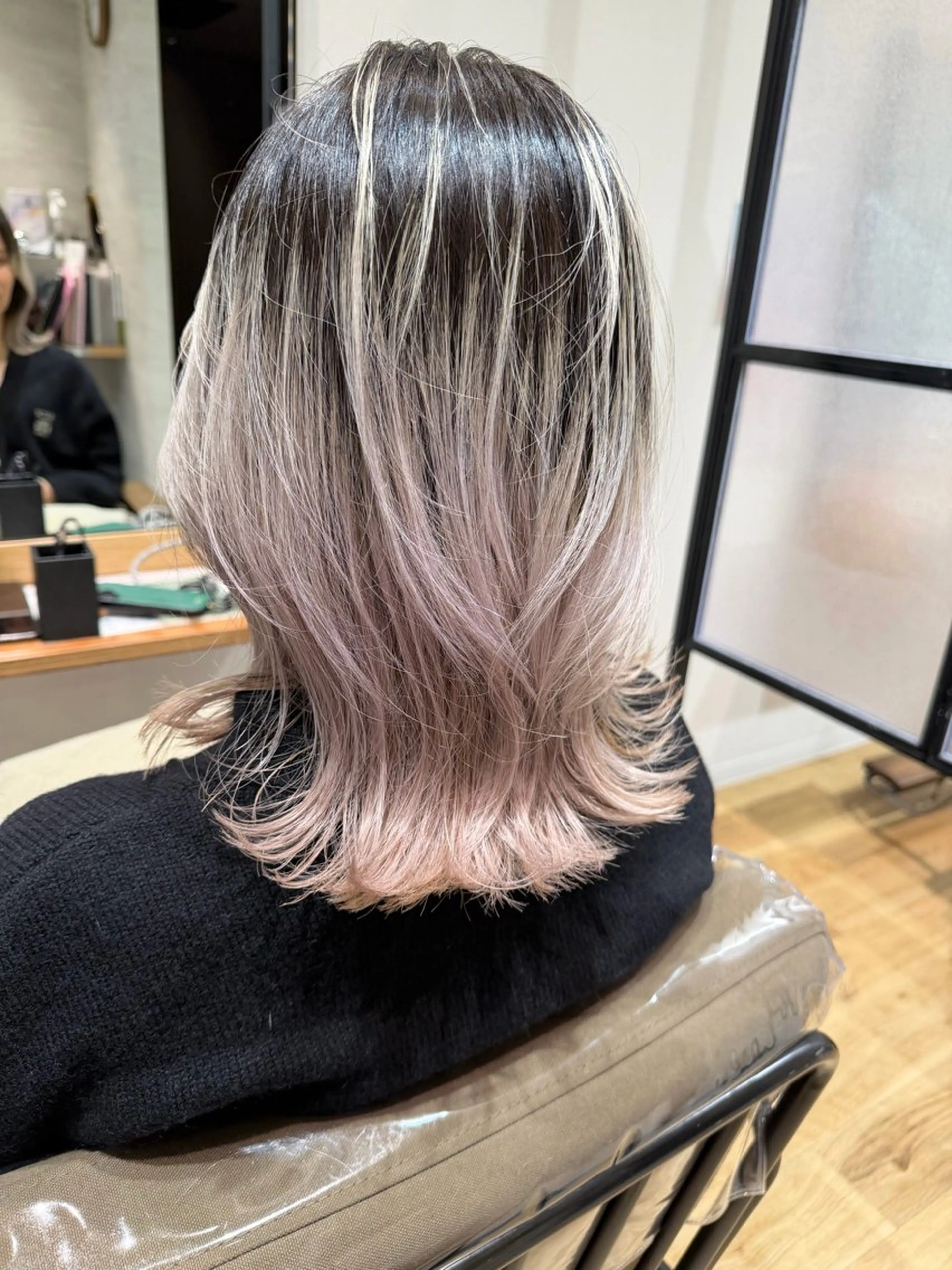 ミディアム 伸ばしかけ レイヤーカット つくば 【Ciqi】 あくつのヘアスタイル