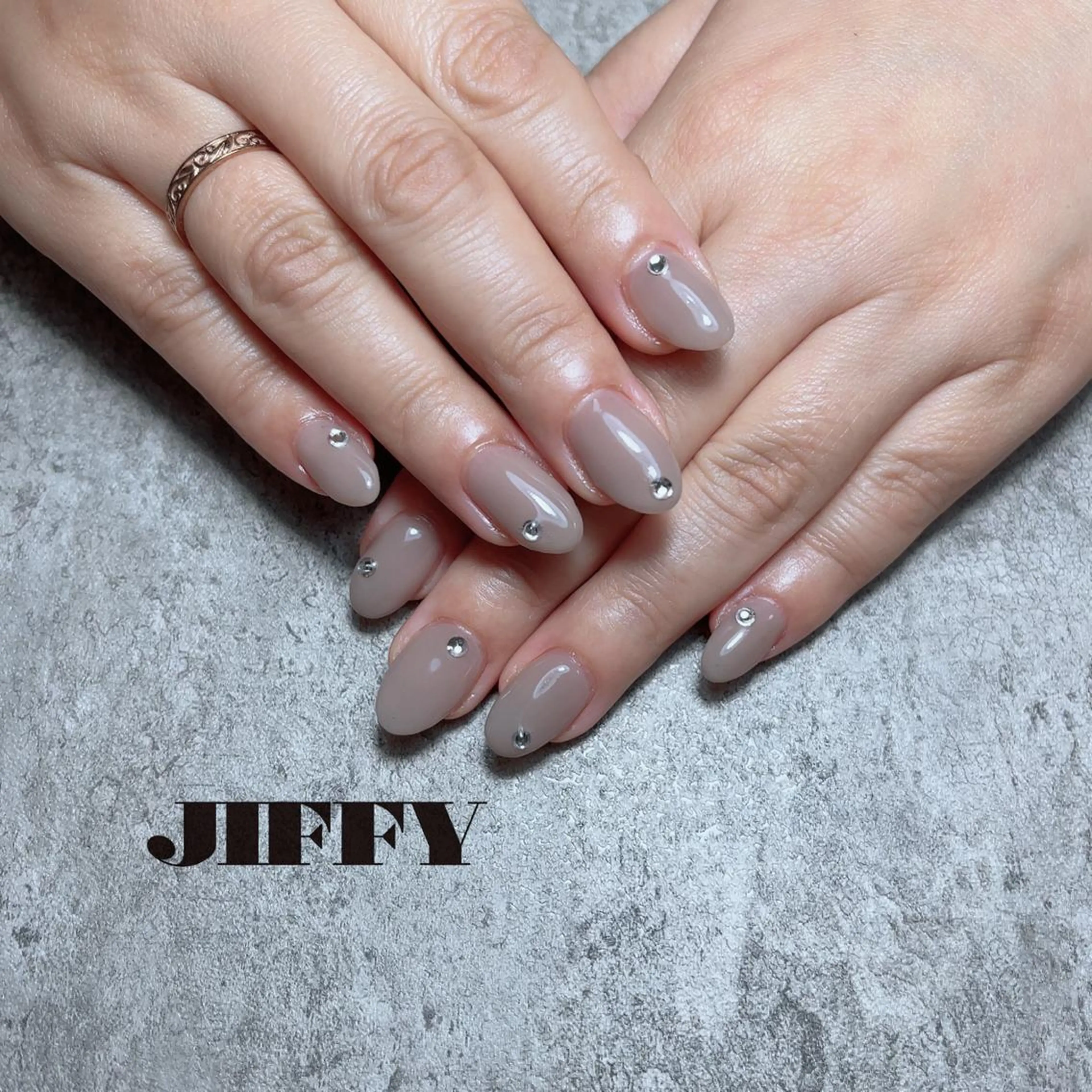ネイル ストーンネイル ハンドネイル JIFFY nailstudioのネイルデザイン