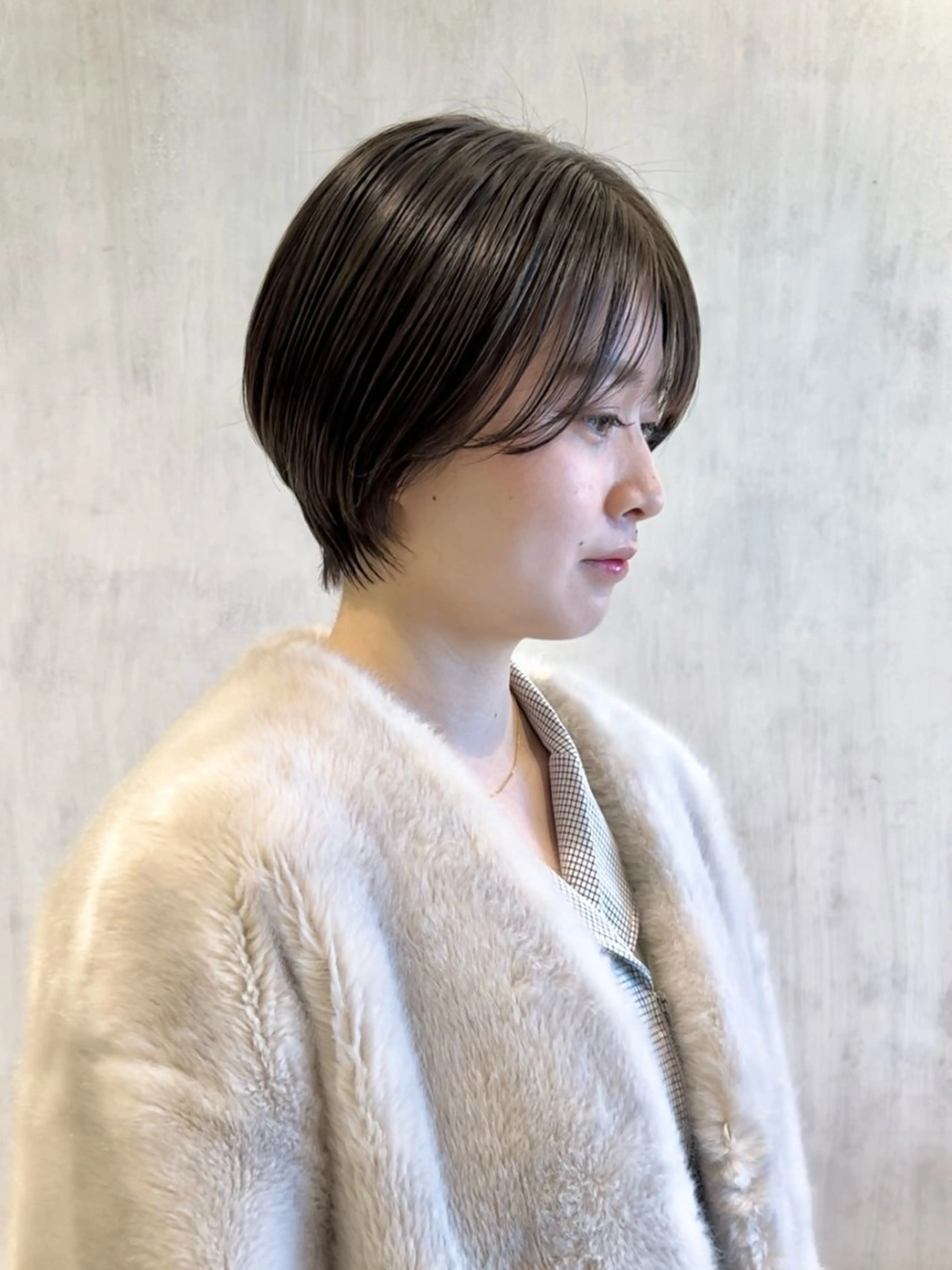 ショート カラー ショートヘア サイドバング 小顔カット カット ヘアカラー トリートメント メンズパーマ/フェ ザーパーマ/古川晴輝のヘアスタイル