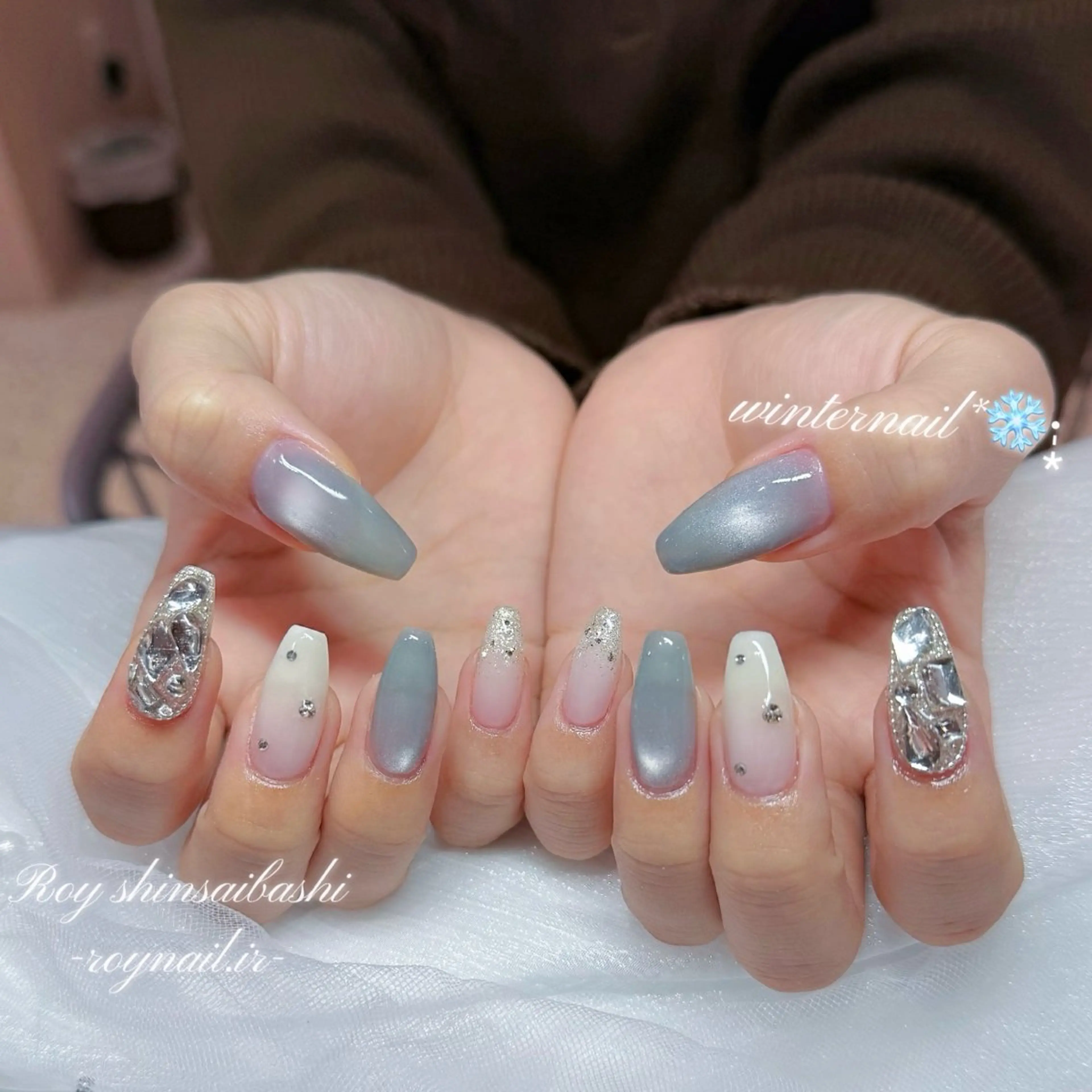 ネイル マグネットネイル ハンドネイル Roy心斎橋 ISHIKAWAのネイルデザイン