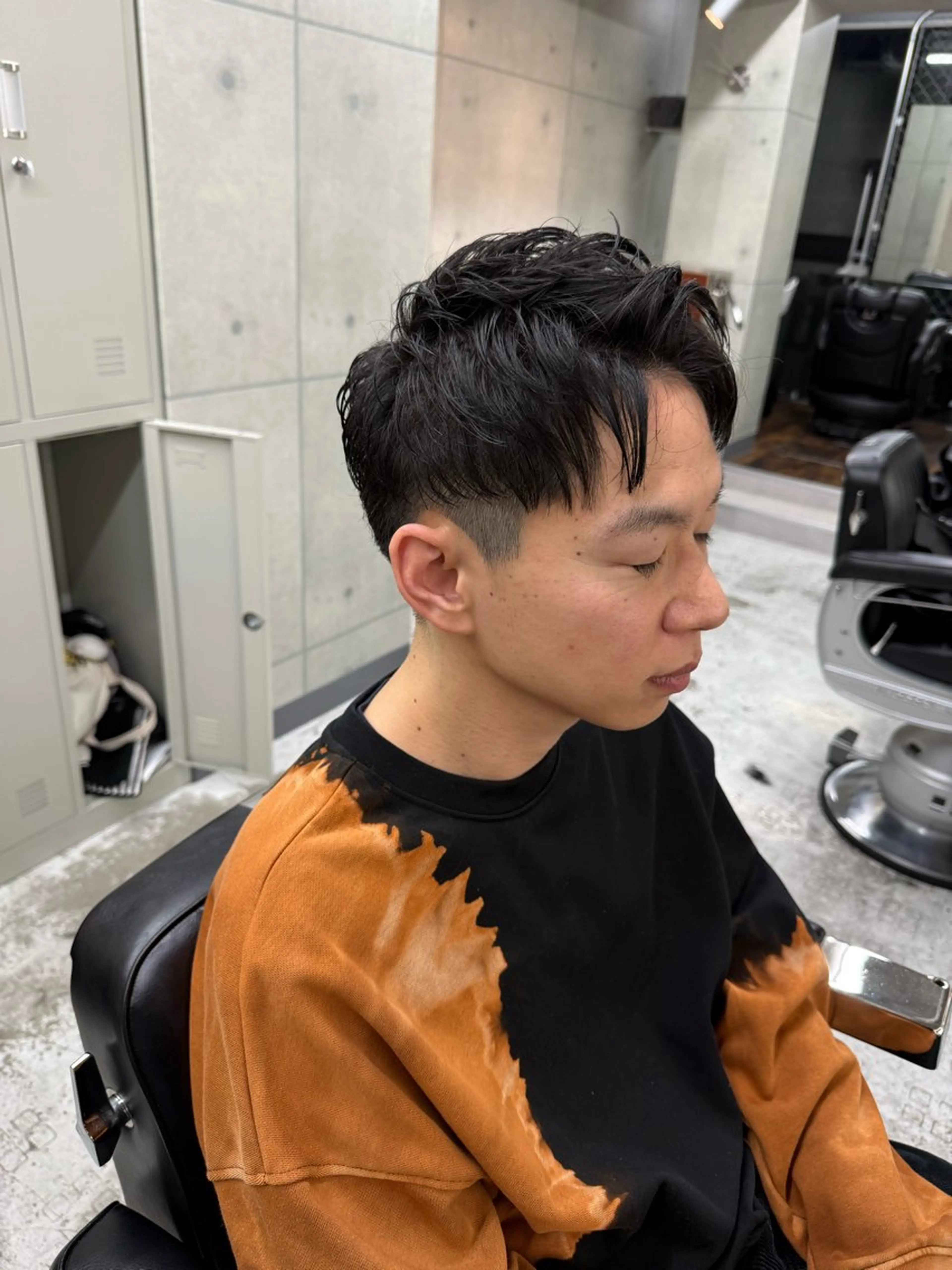 ショート メンズ アップバング メンズブリーチ センターパート フェードカット メンズパーマ CHROM TOKYO A.L.T所属・【メンズ・カット】 藪 清正のヘアスタイル