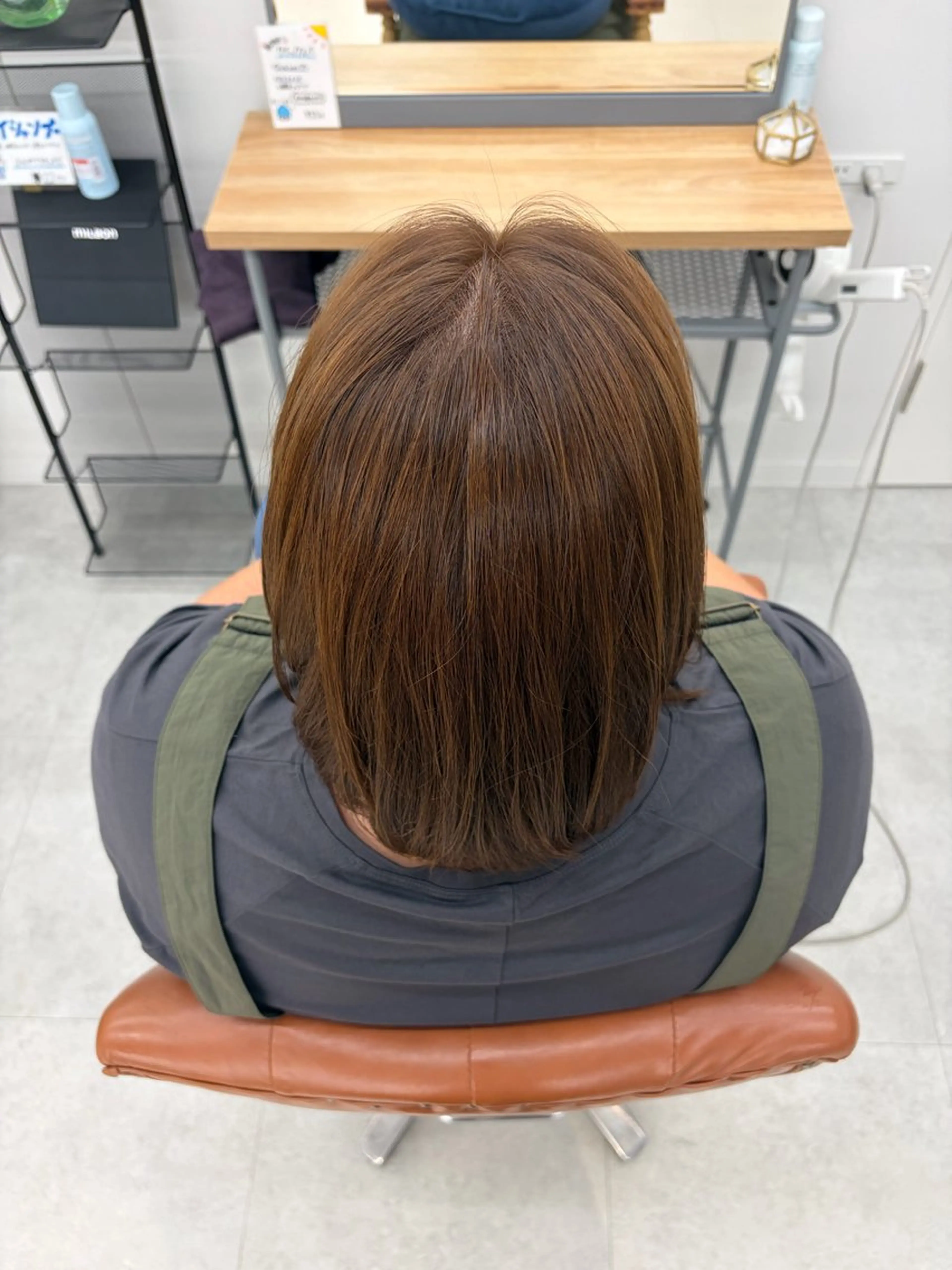 ミディアム ヘアカラー 鈴木 心愛のヘアスタイル