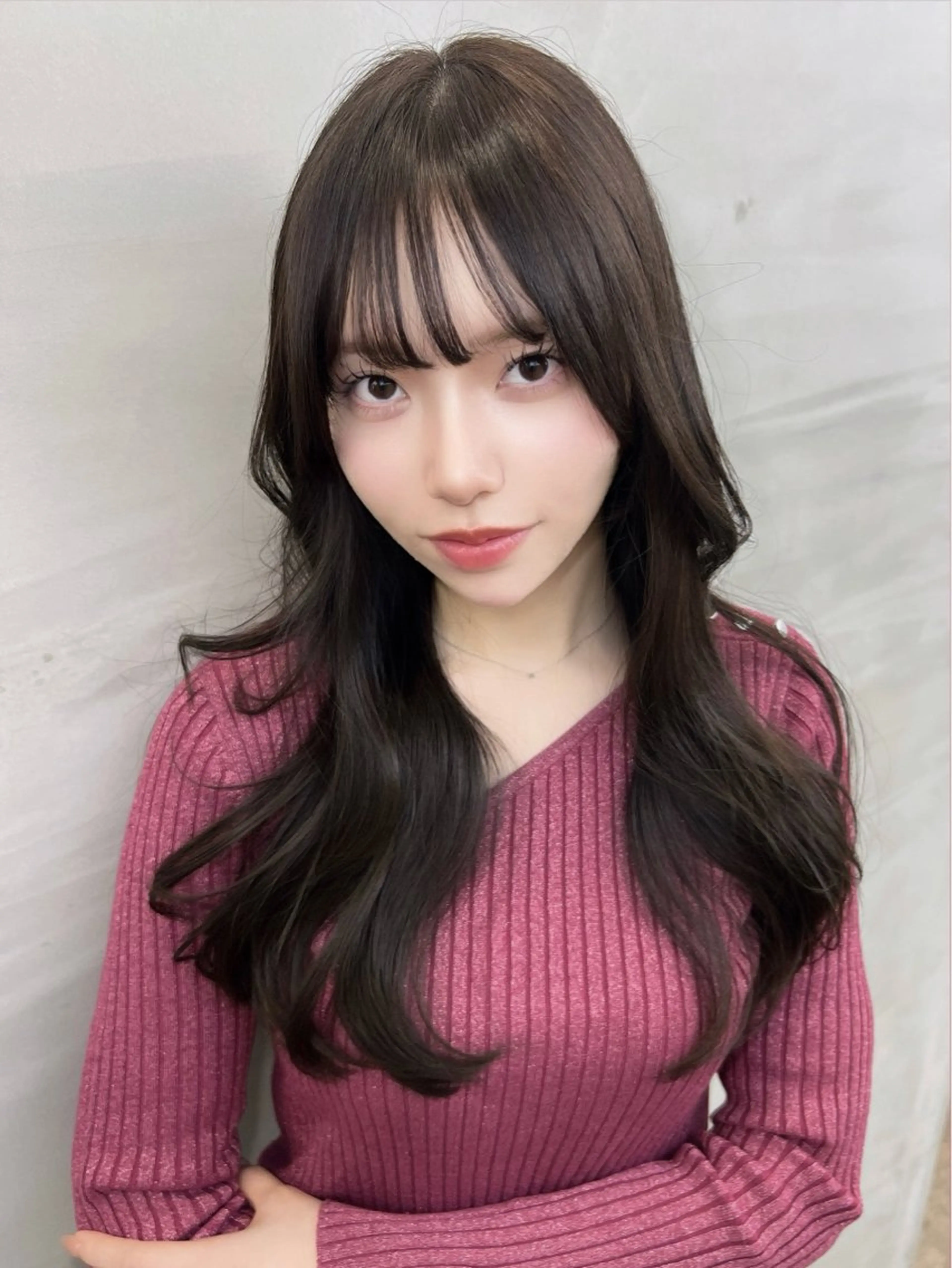 セミロング カラー グレージュ カット ヘアカラー トリートメント 前髪/顔まわりカット 艶髪/髪質改善/縮毛のヘアスタイル