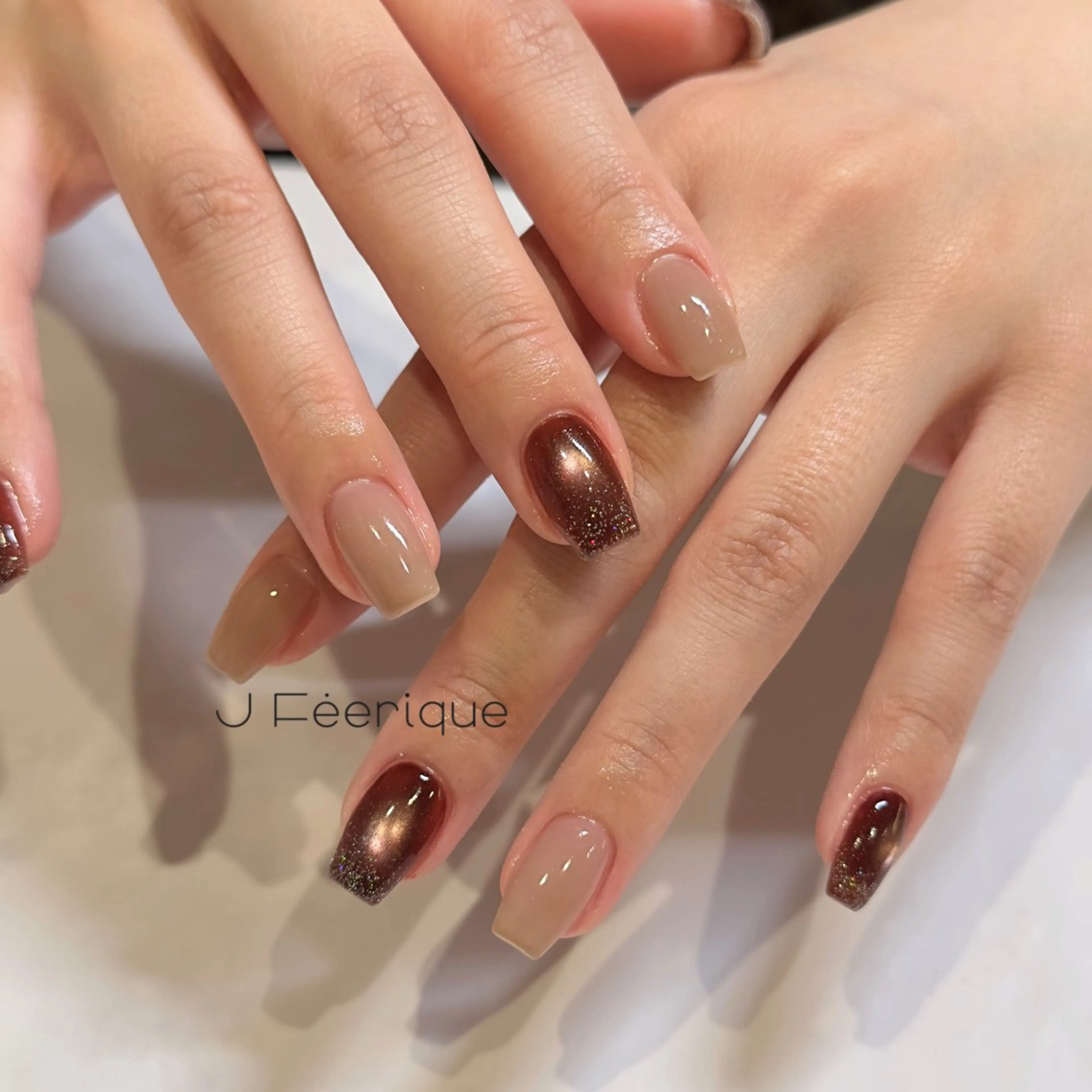 ネイル ブラウン フラッシュネイル グラデーション ハンドネイル ハンドケア Shiho 南森町/ネイルのネイルデザイン