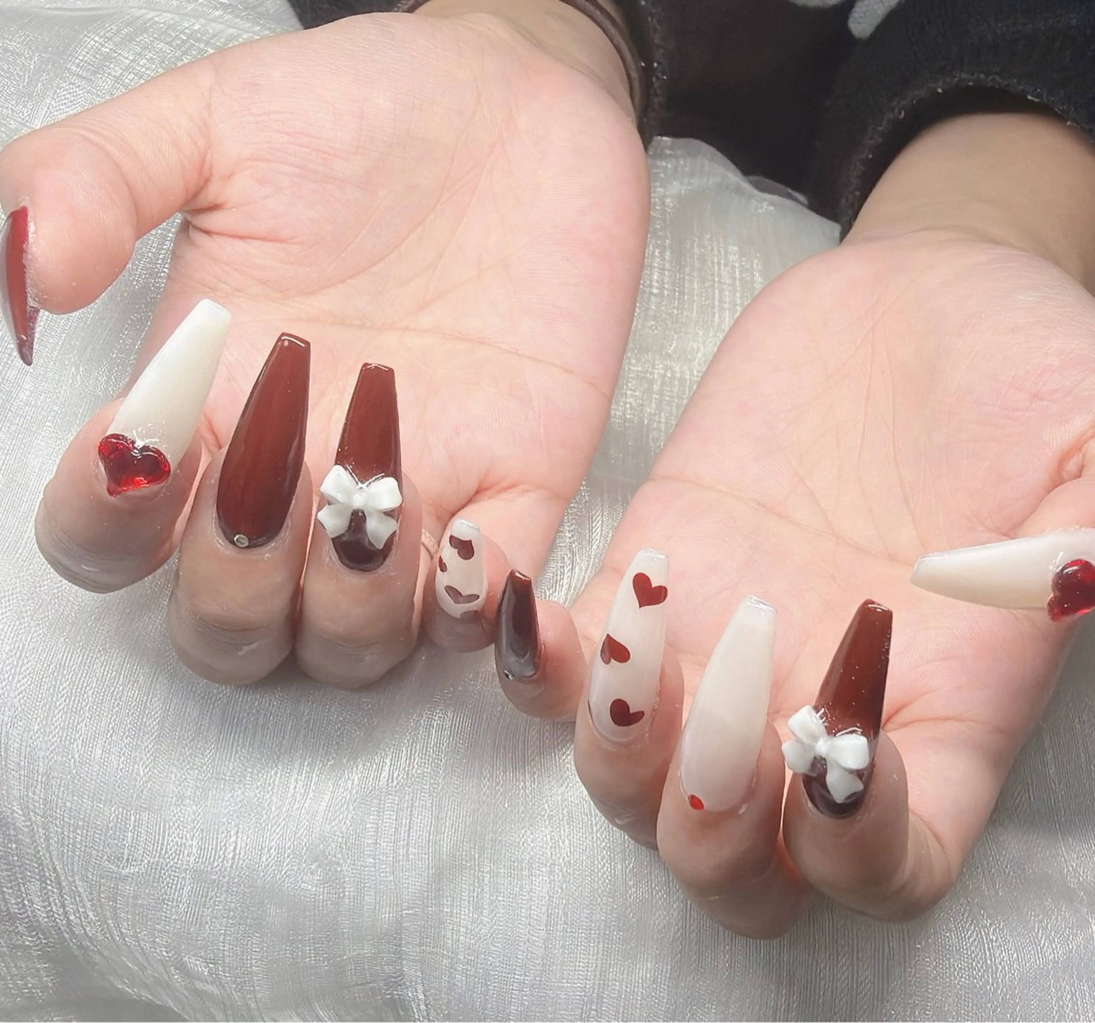 ネイル ハンドネイル Lee Nailsのネイルデザイン