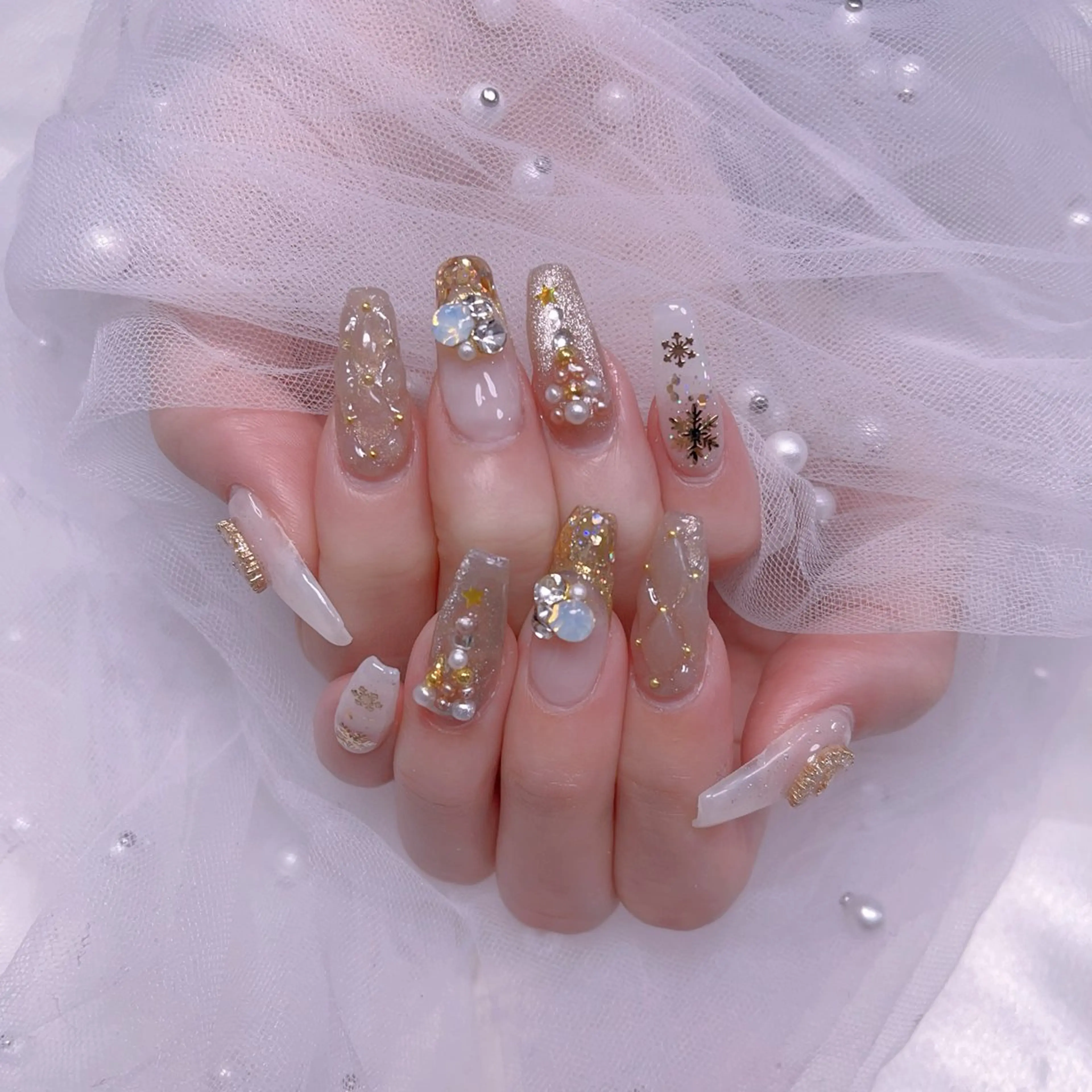 メンズ ネイル アートネイル フレンチネイル ジェルネイル キラキラネイル パラジェル ハンドネイル Bloom スカルプ専門店のネイルデザイン