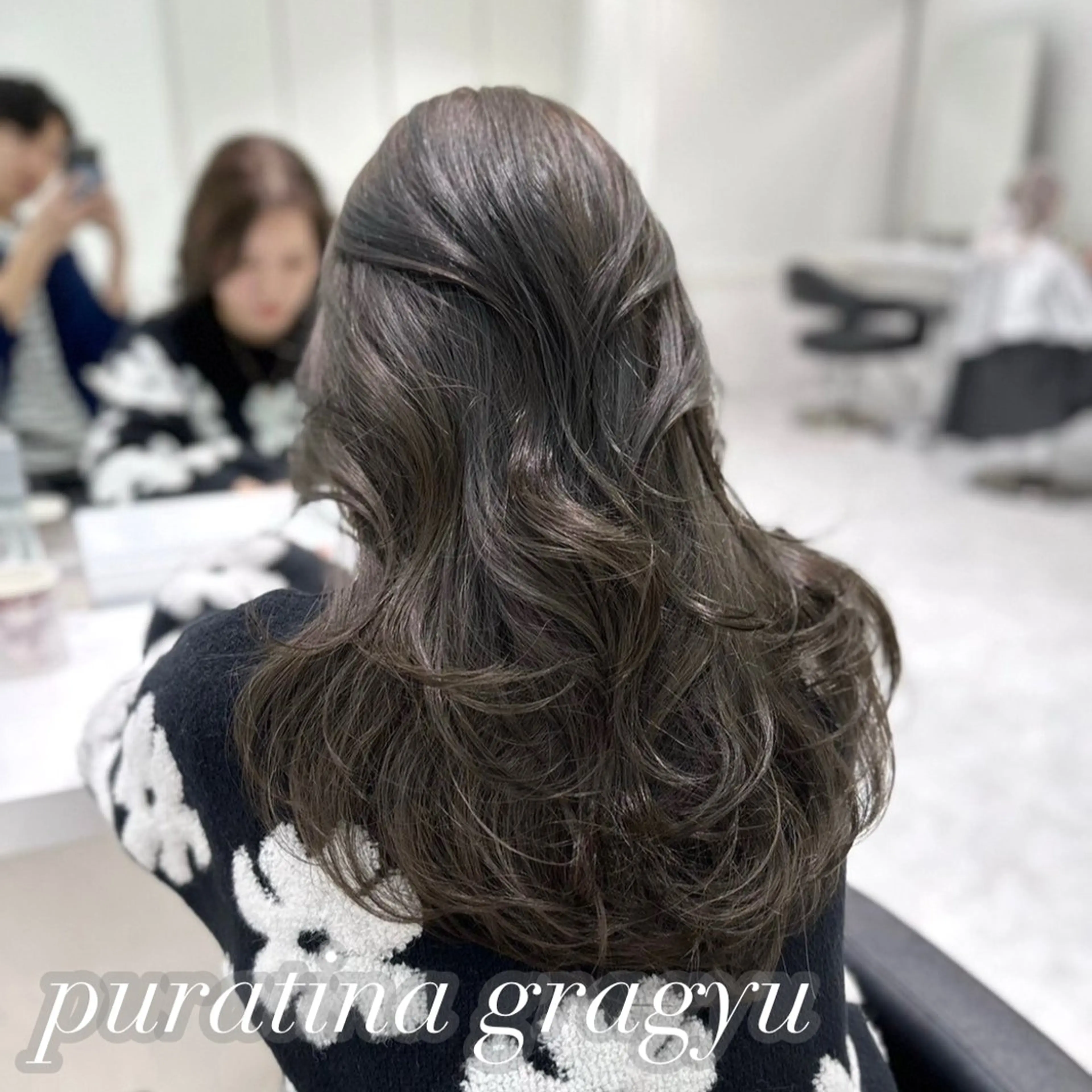 ロング カラー グレージュ ダメージレスハイ トーン💖kanonのヘアスタイル