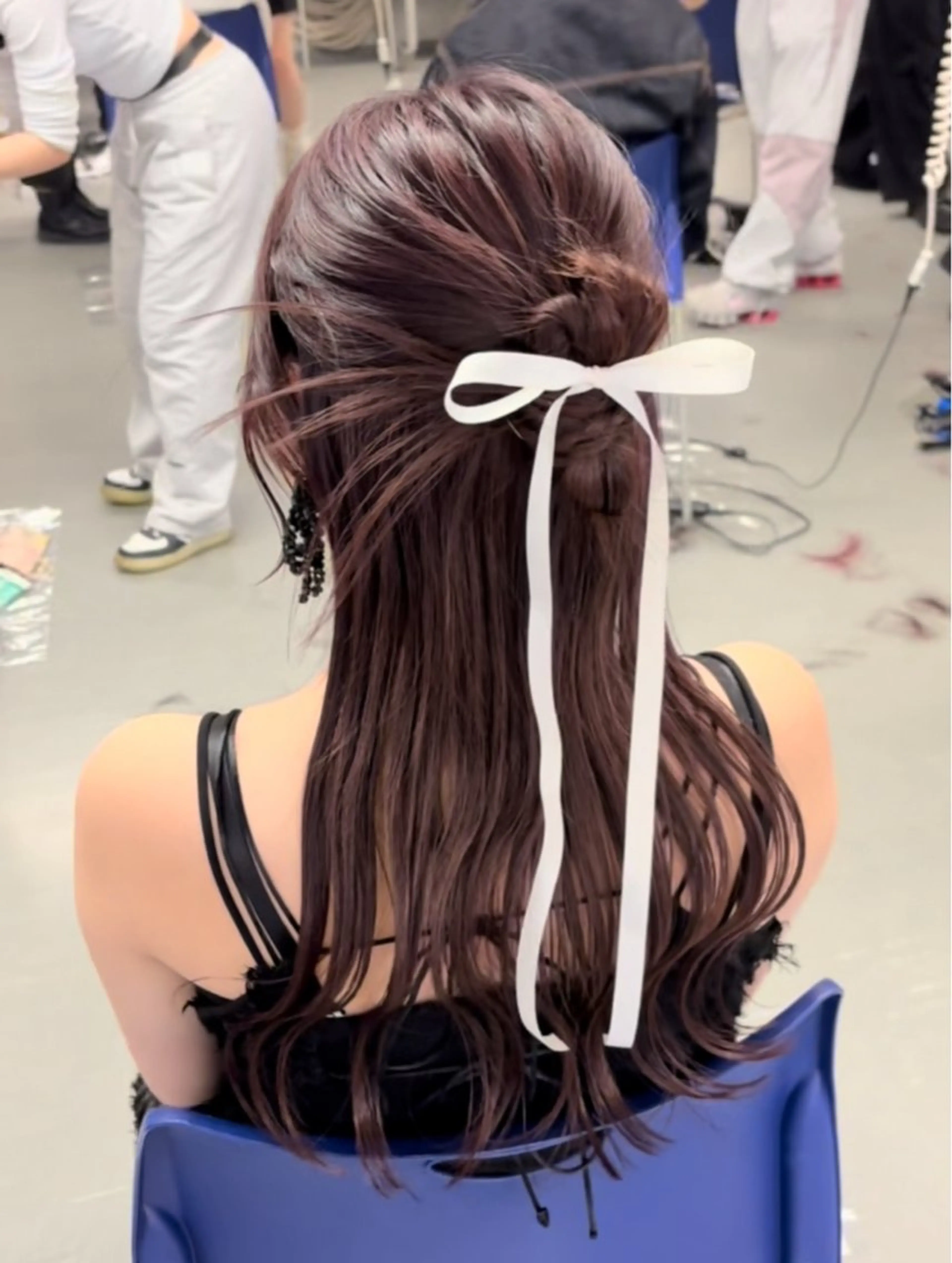 【ミニモ限定‼️】ワインレッド🍷❤️ブリーチ➕カラー➕トリートメントの写真