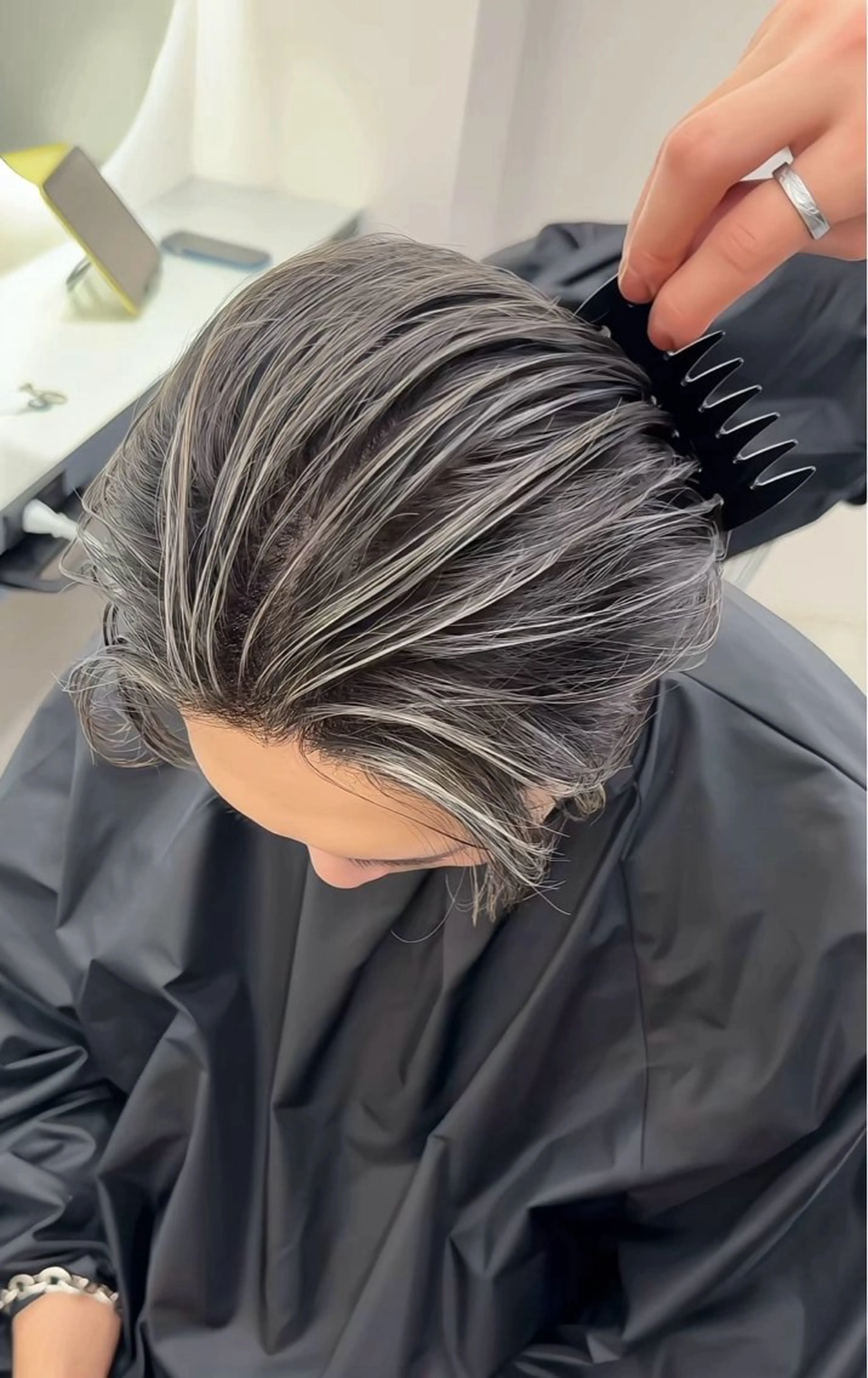 ショート 🇺🇸ルミナ🔥 海外ハイライトのヘアスタイル