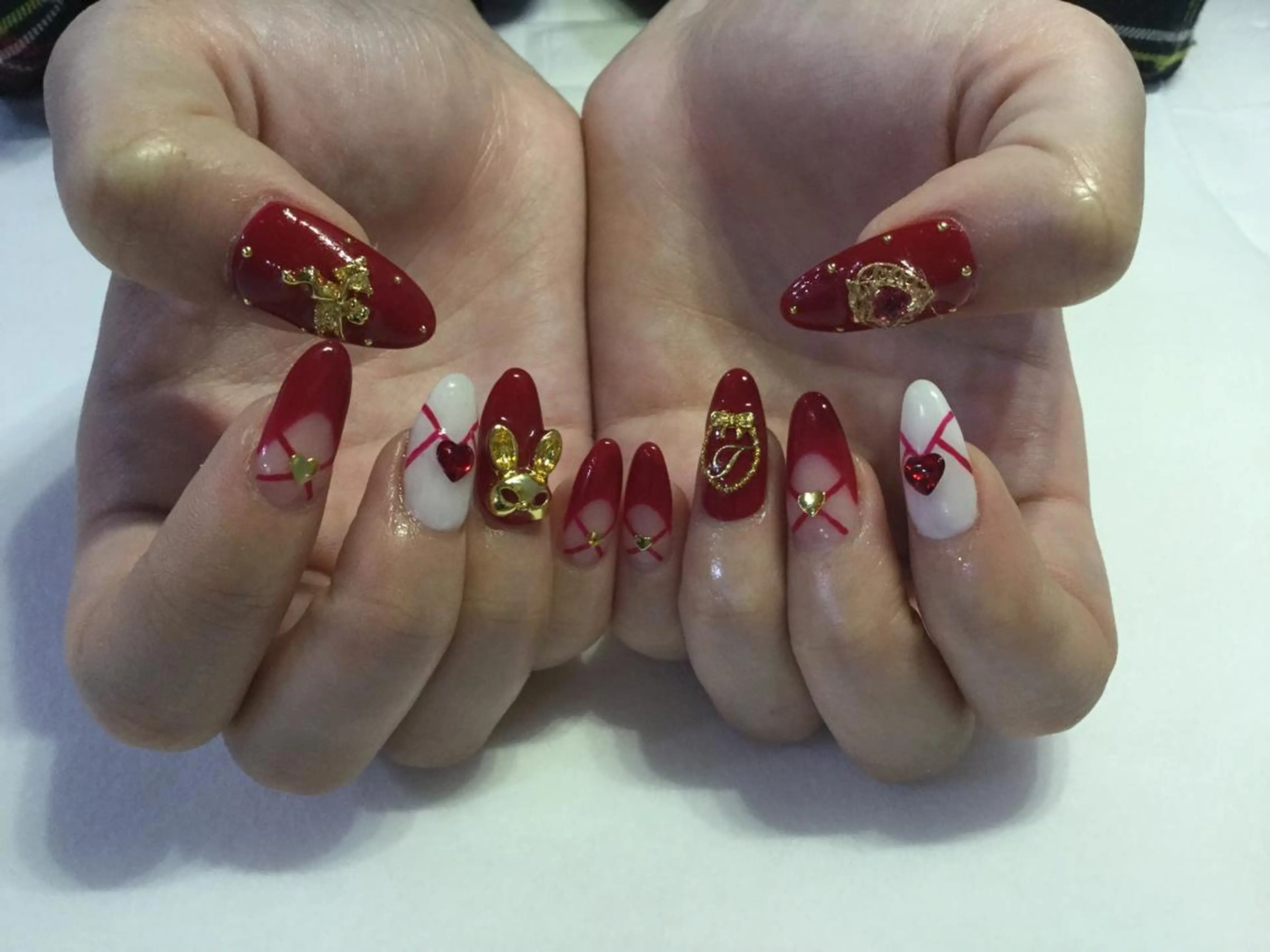 ネイル 💎🐰 saki. m 🐰💎のネイルデザイン