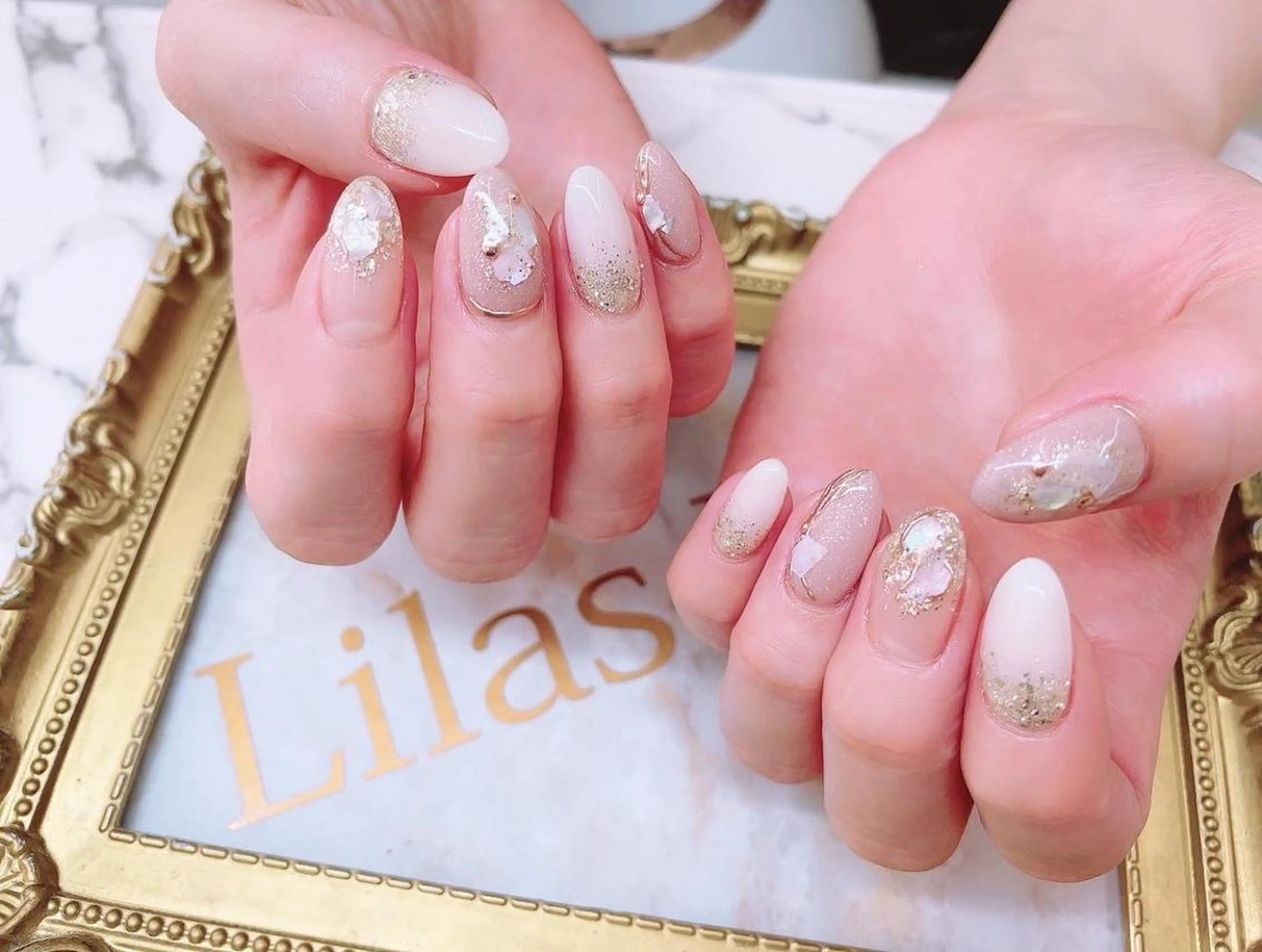 ネイル ジェルネイル キラキラネイル ラメ(グリッター) マグネットネイル ミラーネイル Lilas Nailのネイルデザイン