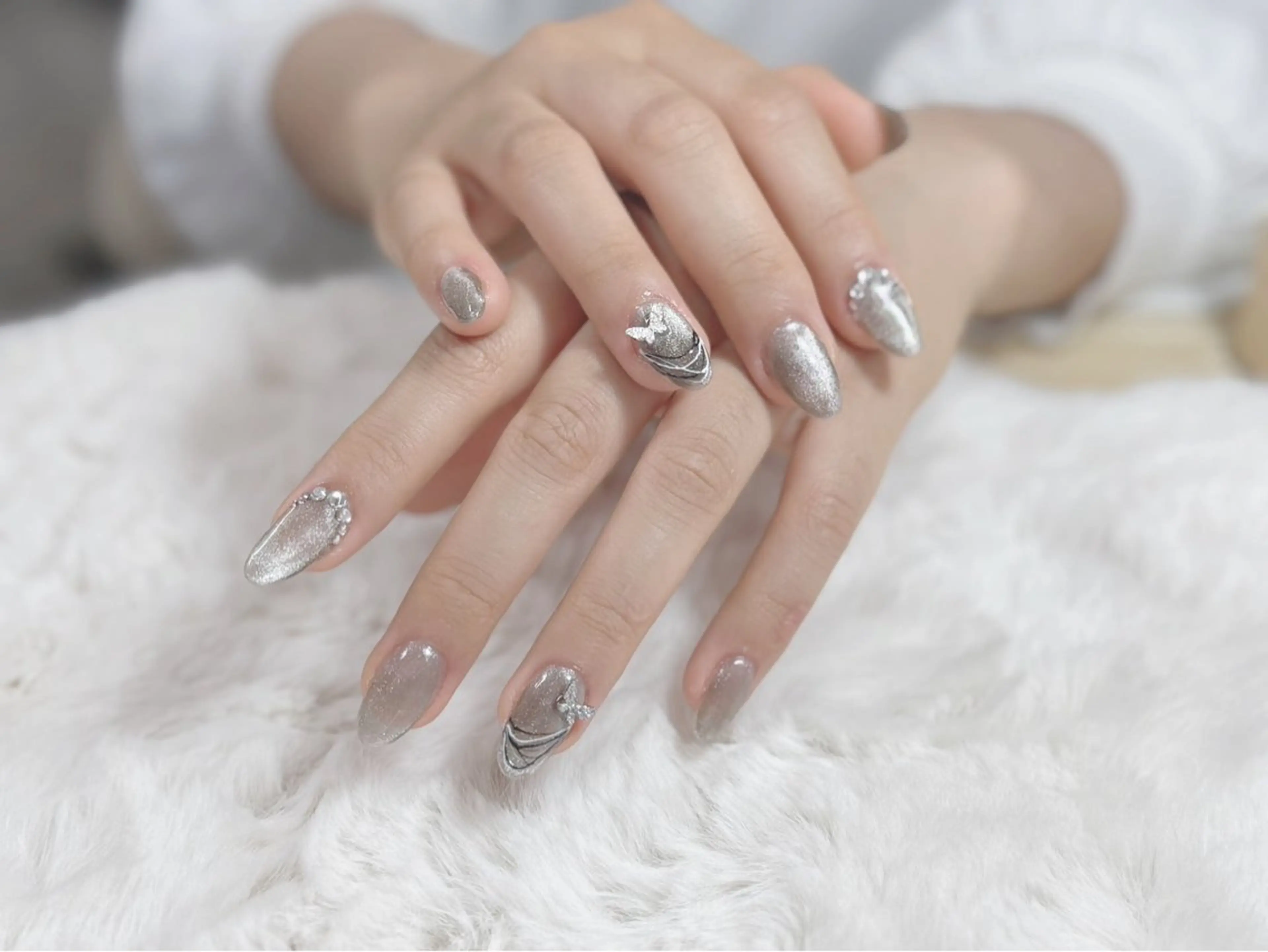 ネイル ピンキー 池田公園店のネイルデザイン