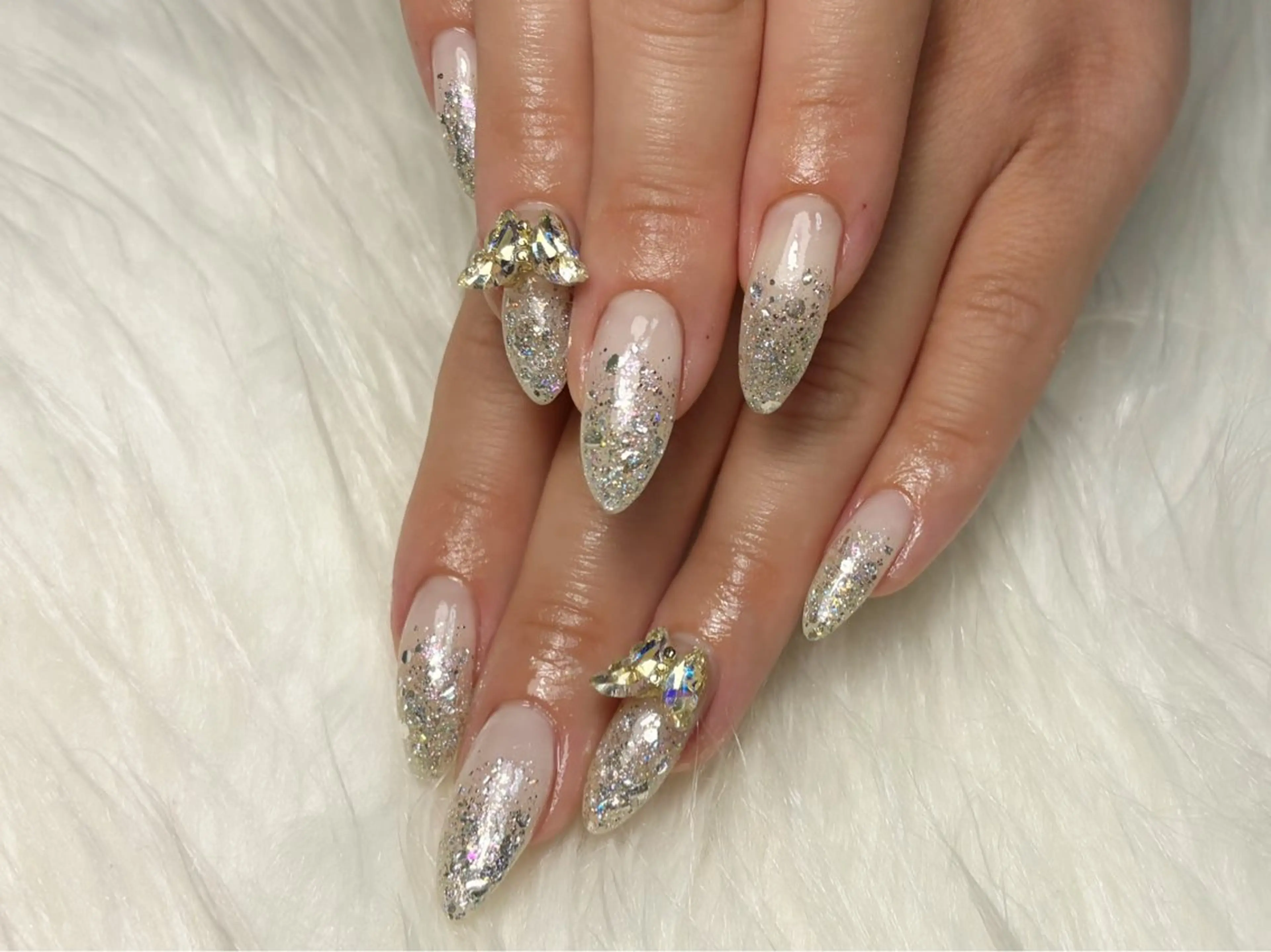 ネイル グラデーション ラメ(グリッター) ラメグラデーション Nona NAILのネイルデザイン