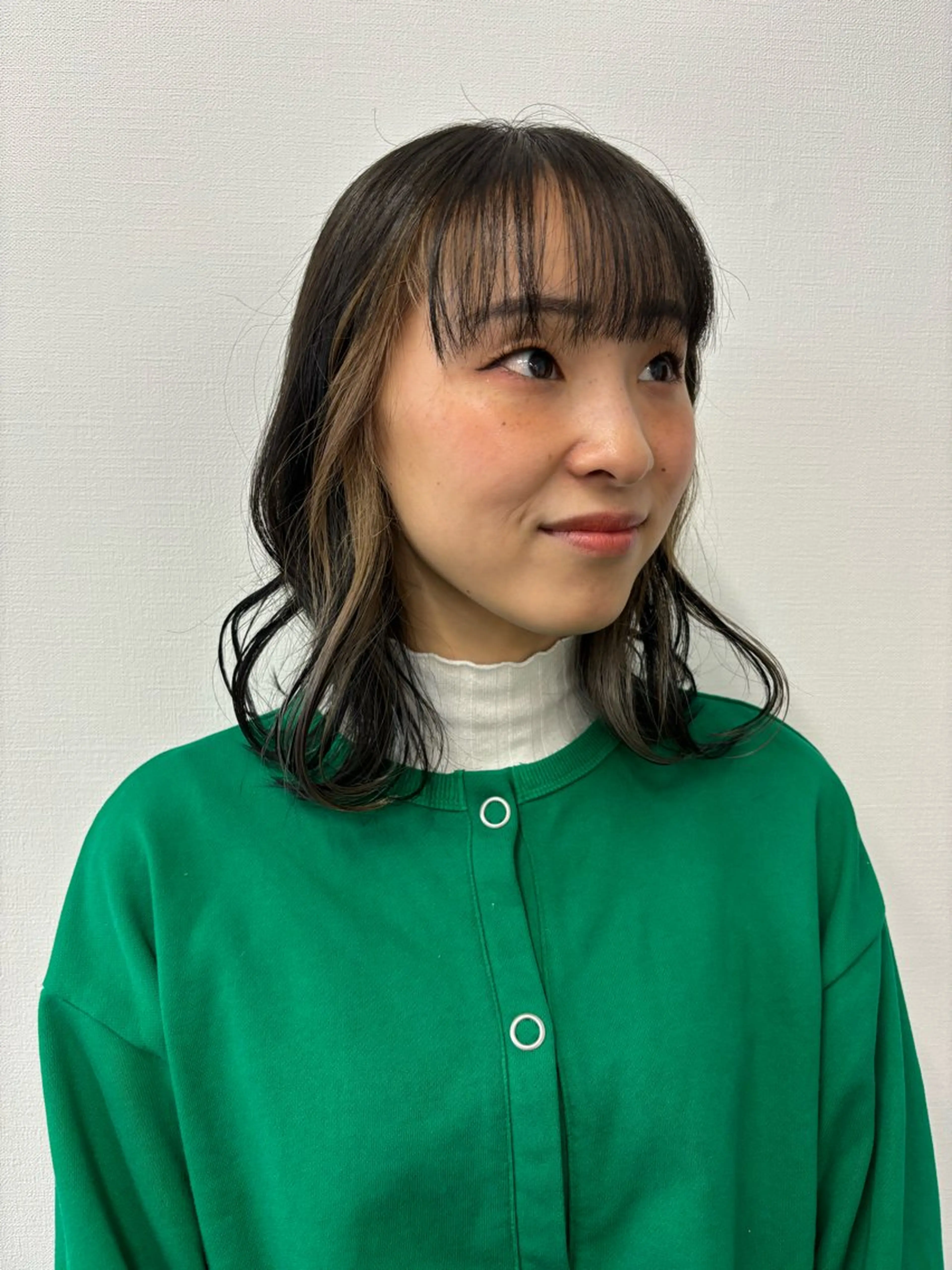 ミディアム カラー ベージュカラー ヘアカラー モエカ -YUCCA-のヘアスタイル