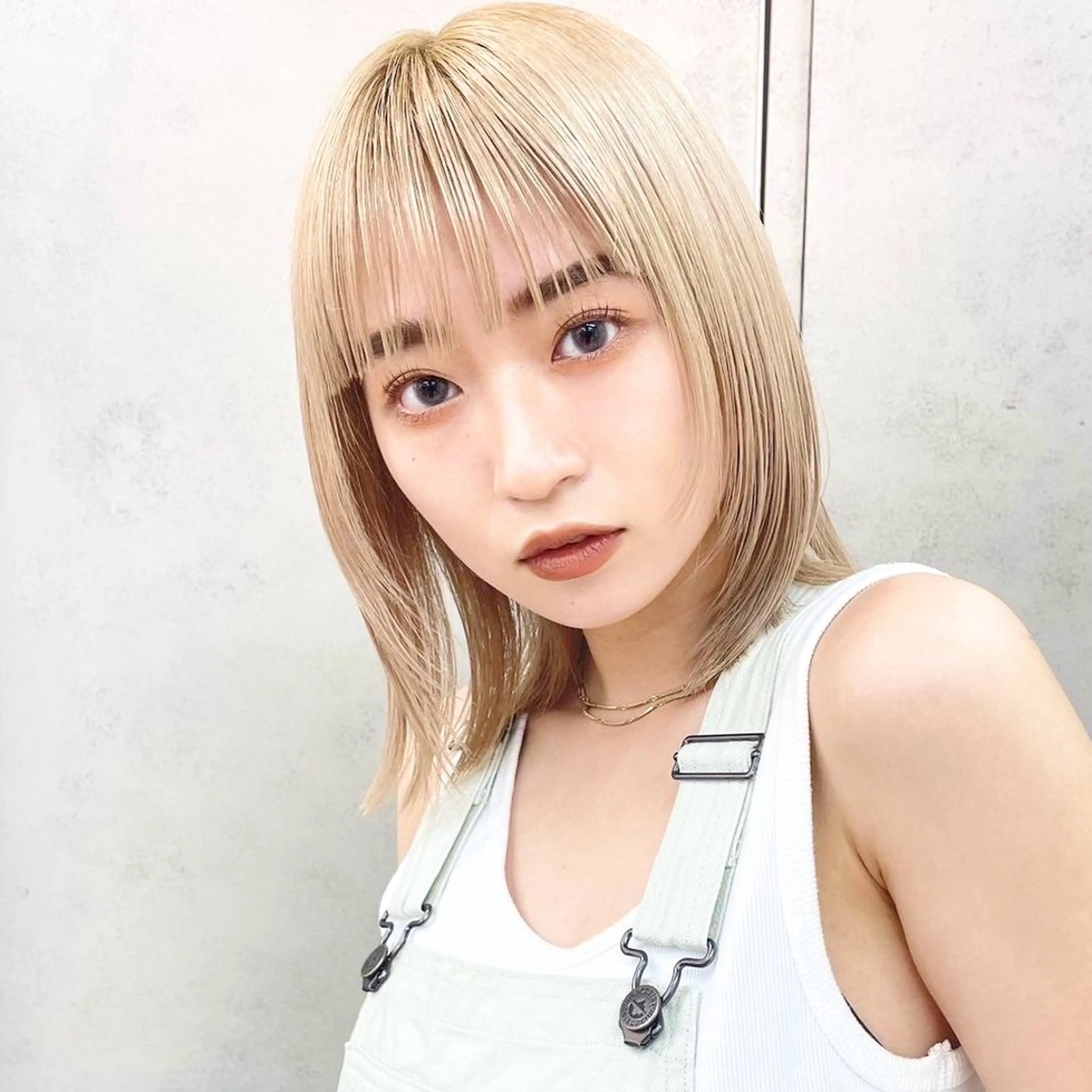 ミディアム 透明感カラー / Rio👶🏻💞のヘアスタイル