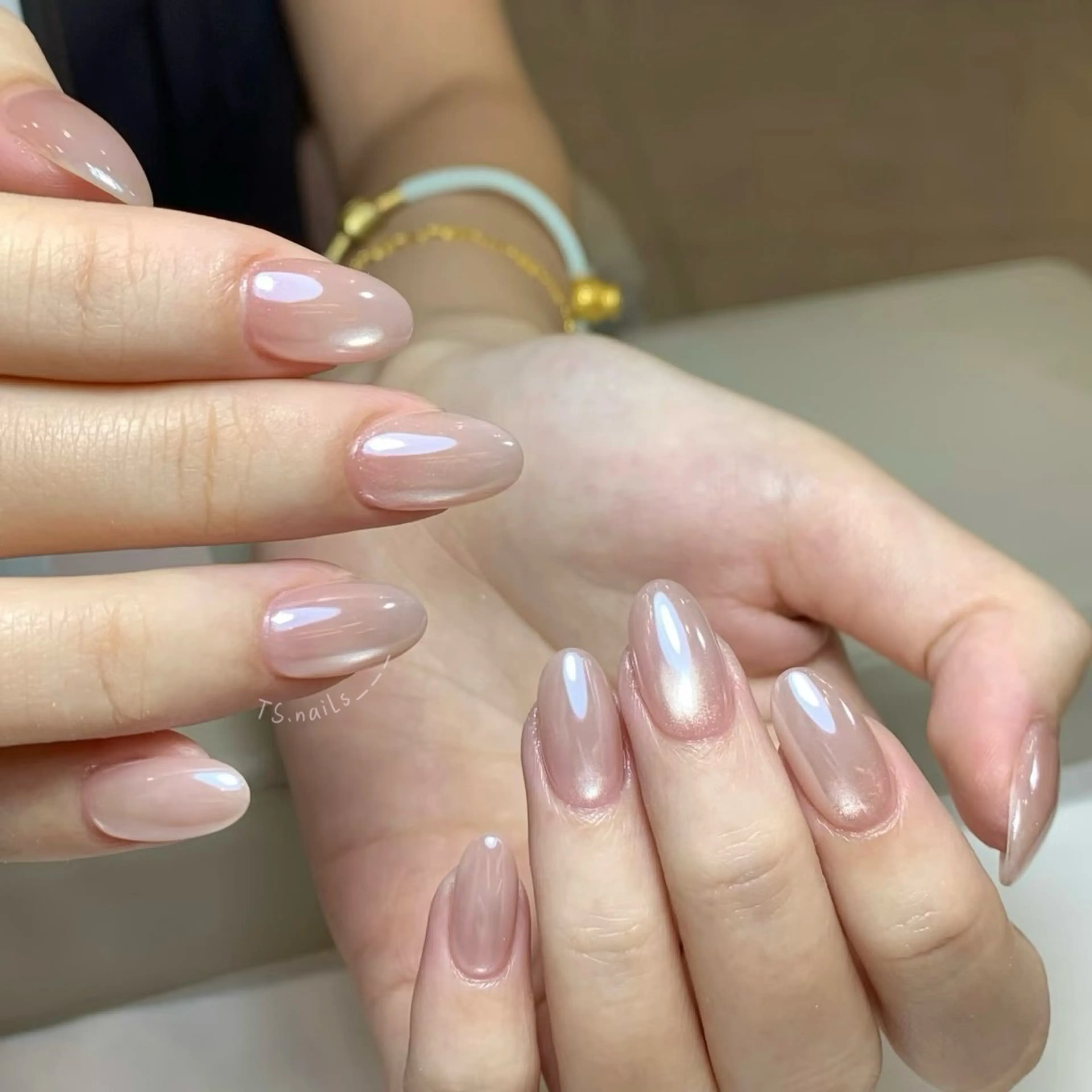 ネイル キラキラネイル マグネットネイル 持ち込み オフィスネイル シンプルネイル TS. nails___のネイルデザイン