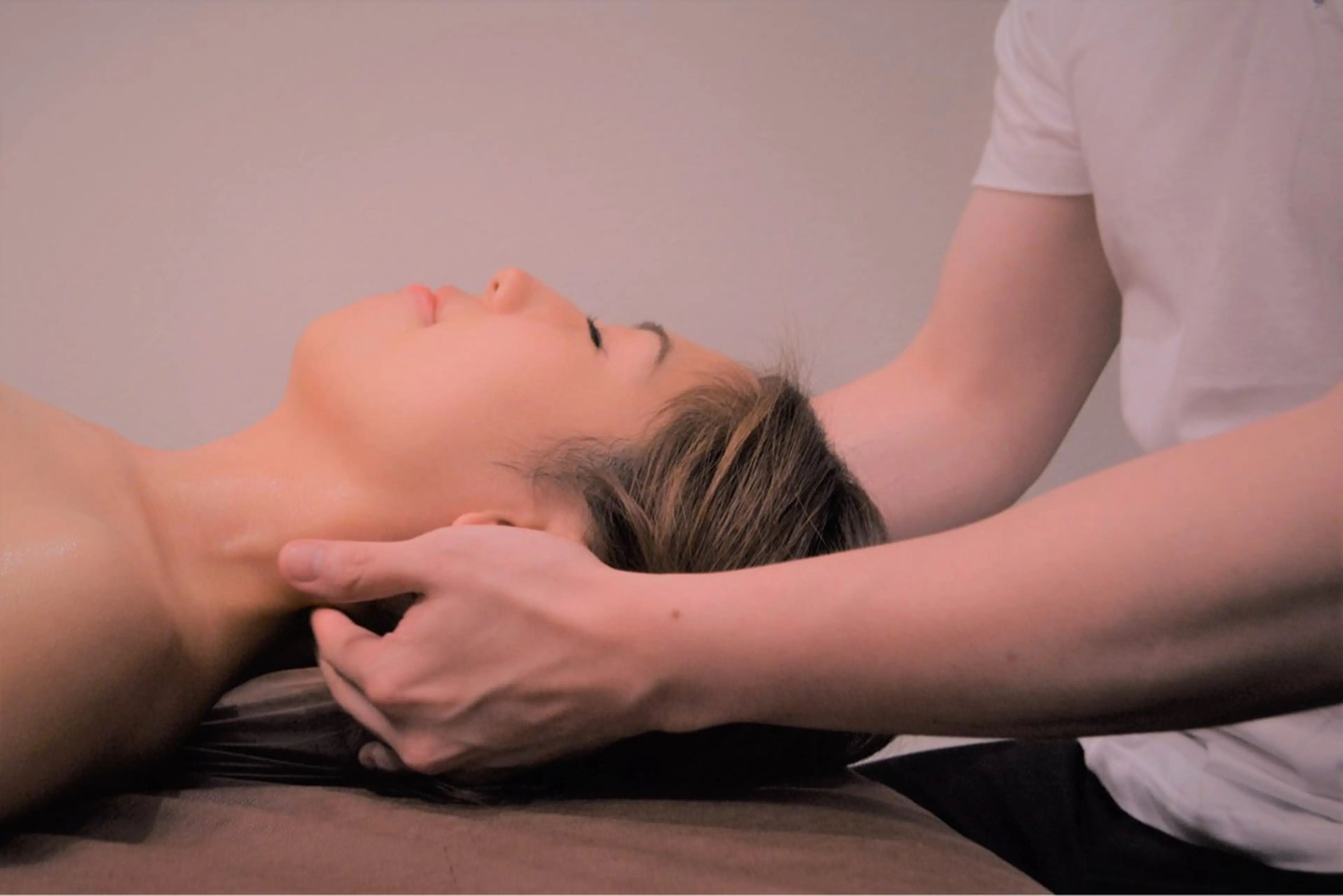 【ヘッド&首肩集中:速攻疲労回復40分】★「ヘッドスパ～首肩～デコルテ～手腕」集中の写真