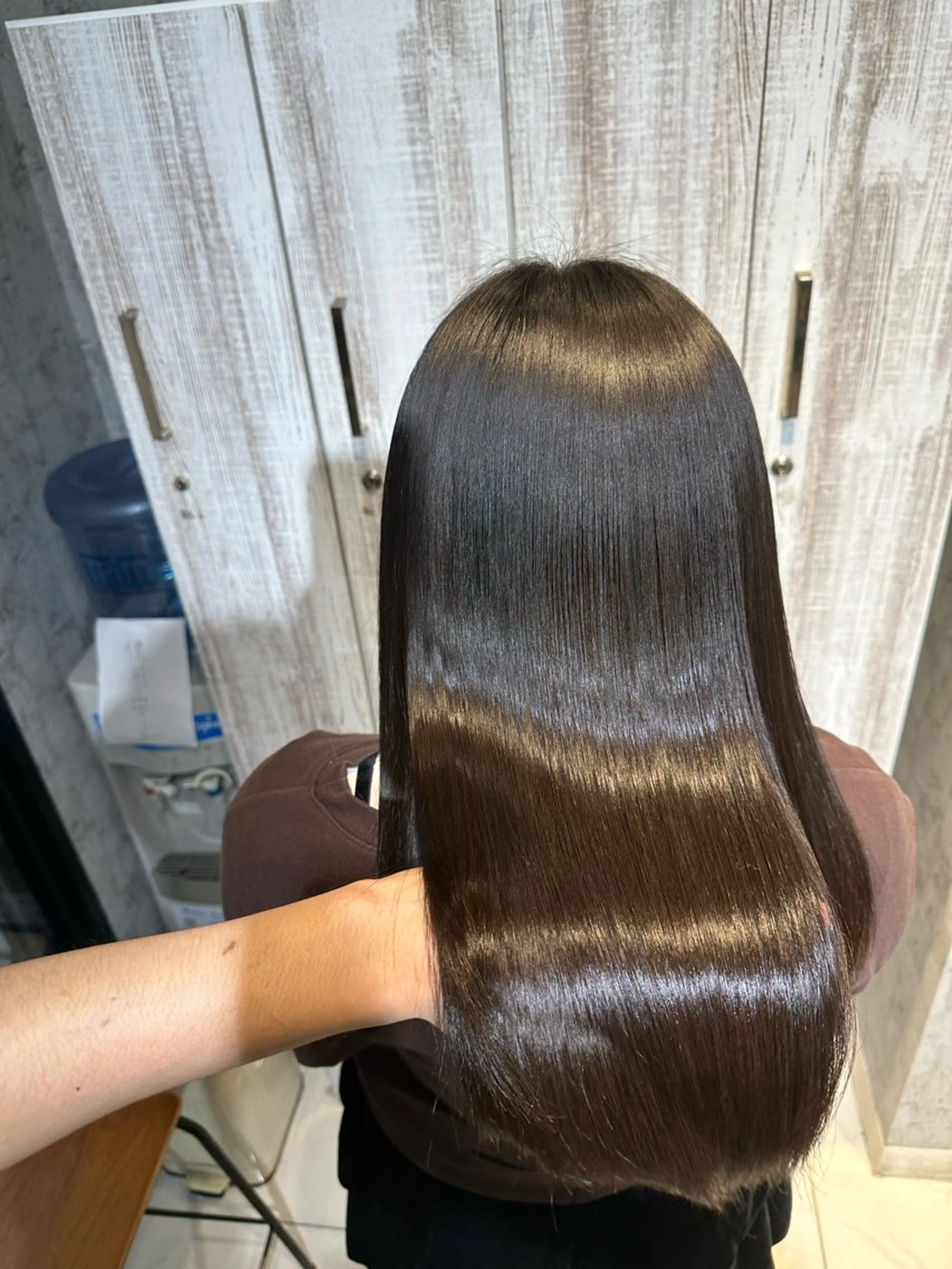 セミロング カラー パーマ カット ヘアカラー 縮毛矯正 髪質改善× 白髪ぼかし溝江のヘアスタイル