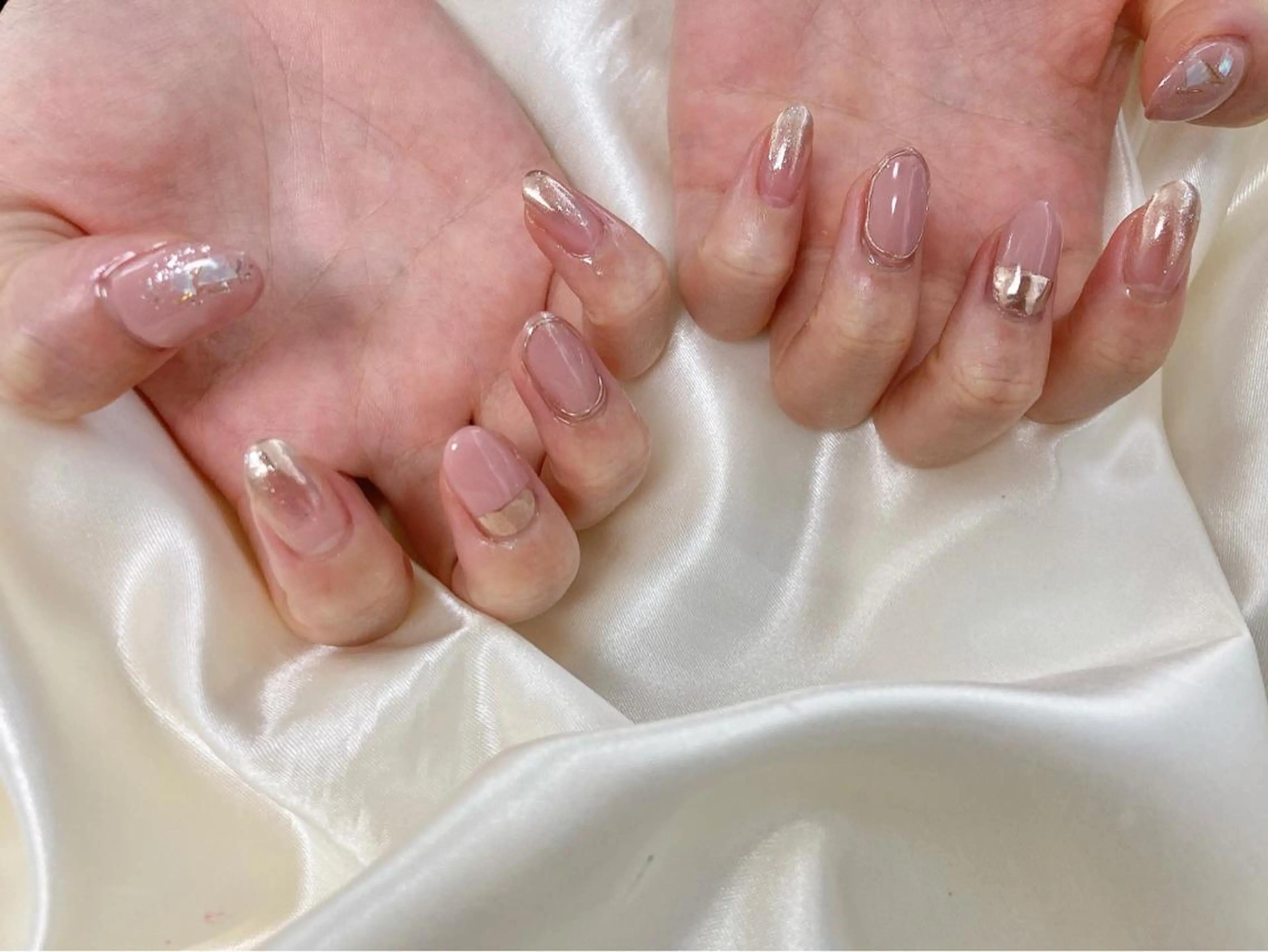 ネイル mogunail &blowのネイルデザイン