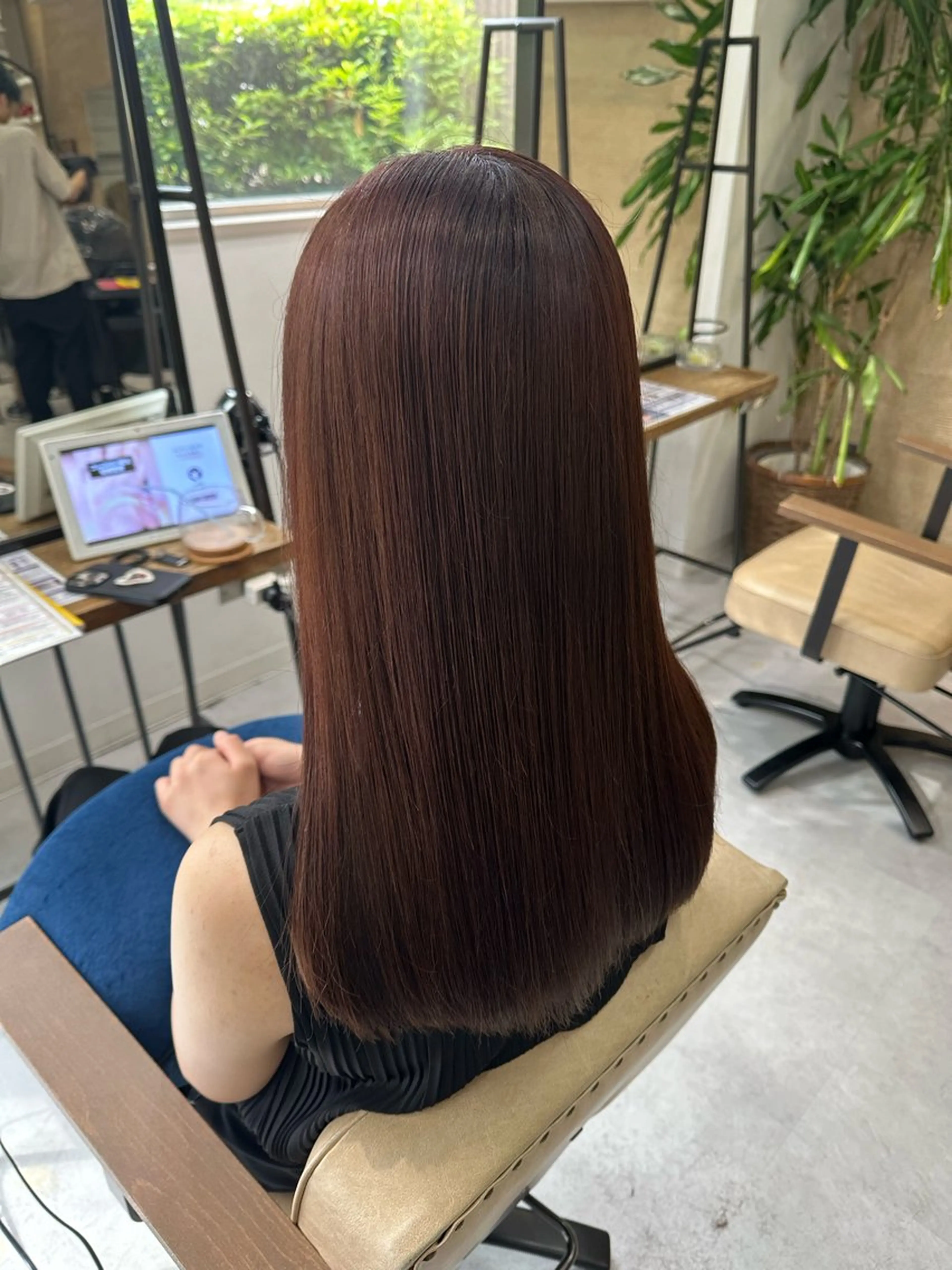 ロング カラー カット ヘアカラー トリートメント ICHIKA/暖色 カラー / Wカラーのヘアスタイル