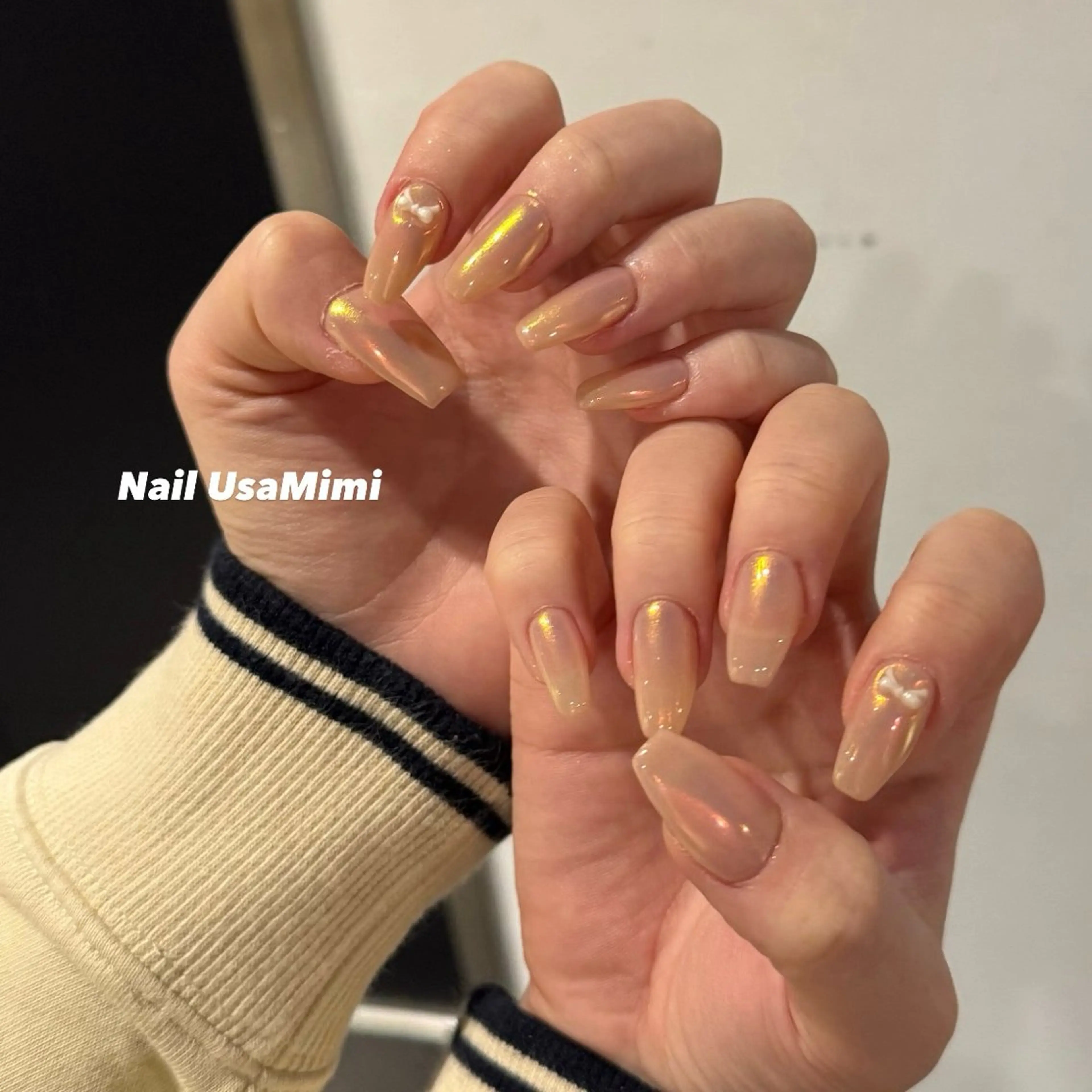 ネイル オーロラネイル ジェルネイル 氷ネイル・うるうるネイル 韓国ネイル マグネットネイル ハンドネイル 本町ネイルNail UsaMimiのネイルデザイン