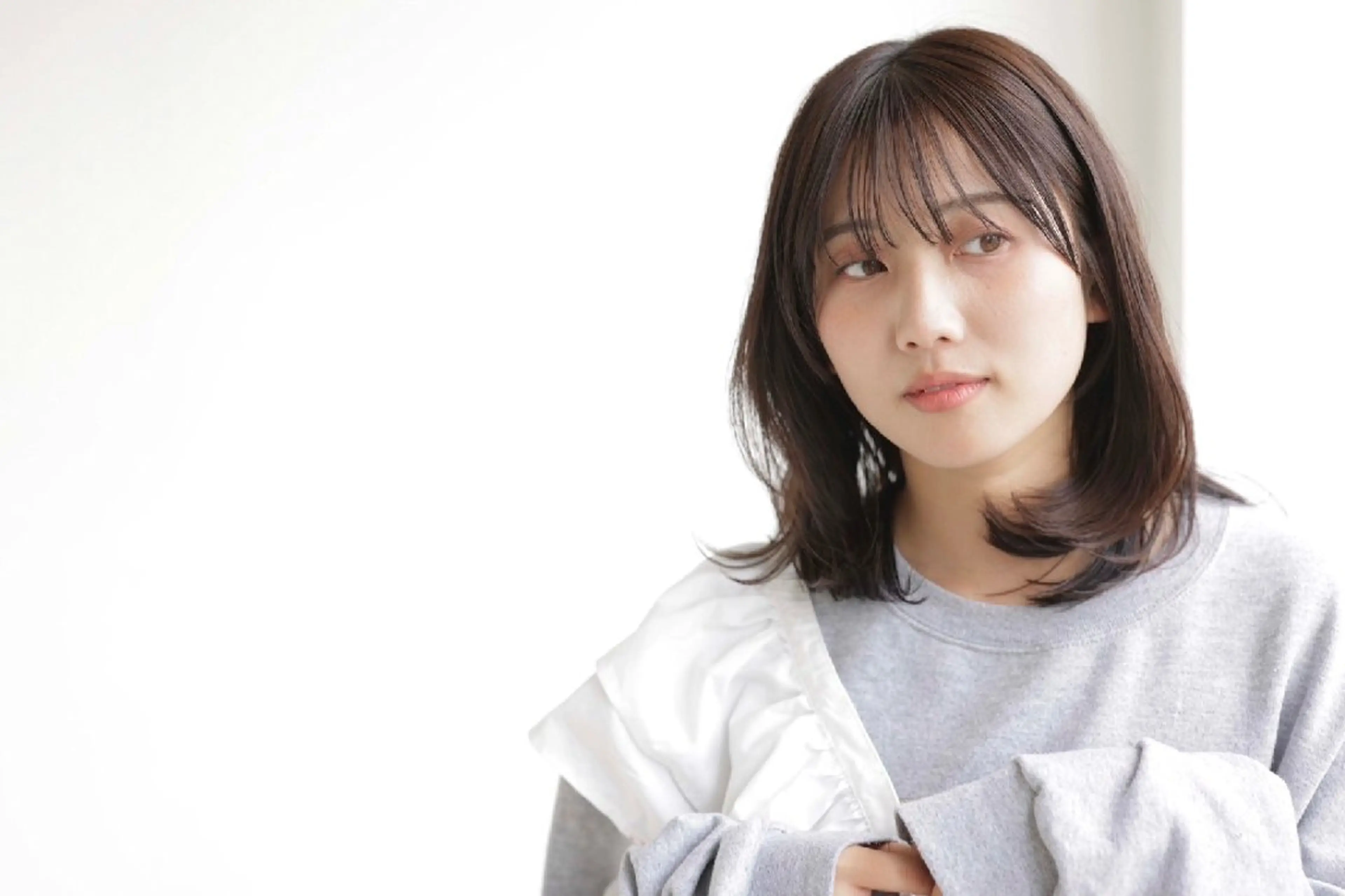 カラー 束感まつぱ🥑🤍 NATUKI🤍のヘアスタイル