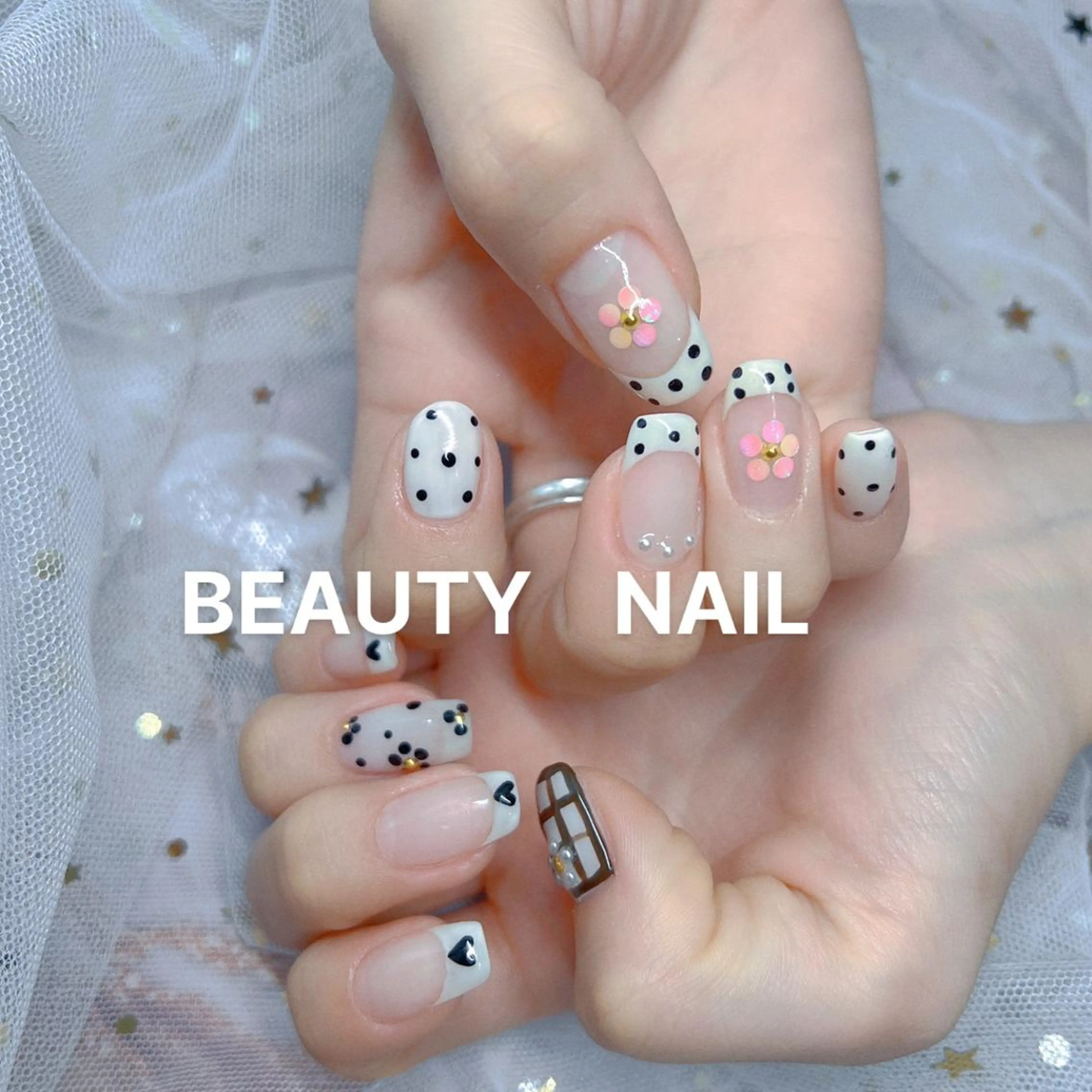 ネイル Moonstone Salon所属・Moonstone Salonのネイルデザイン