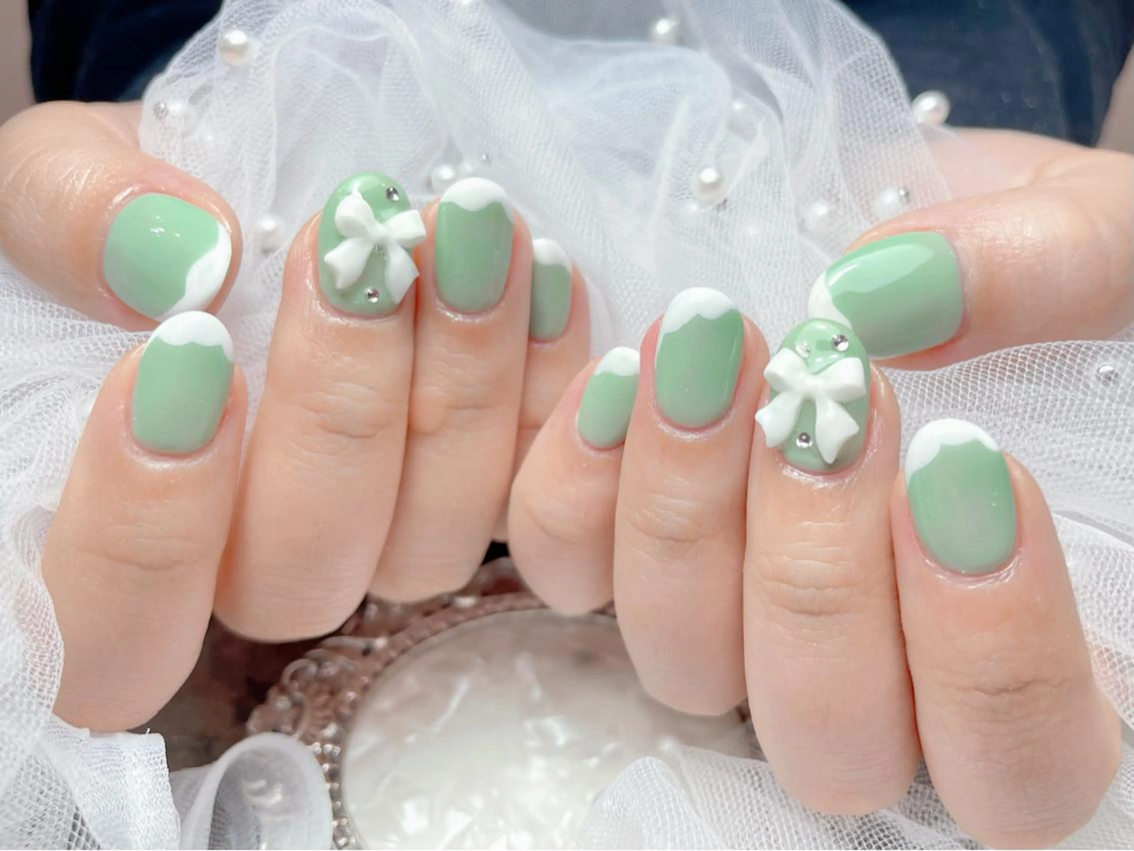 ネイル ハンドネイル マジックミラー所属・マジック ミラーのネイルデザイン