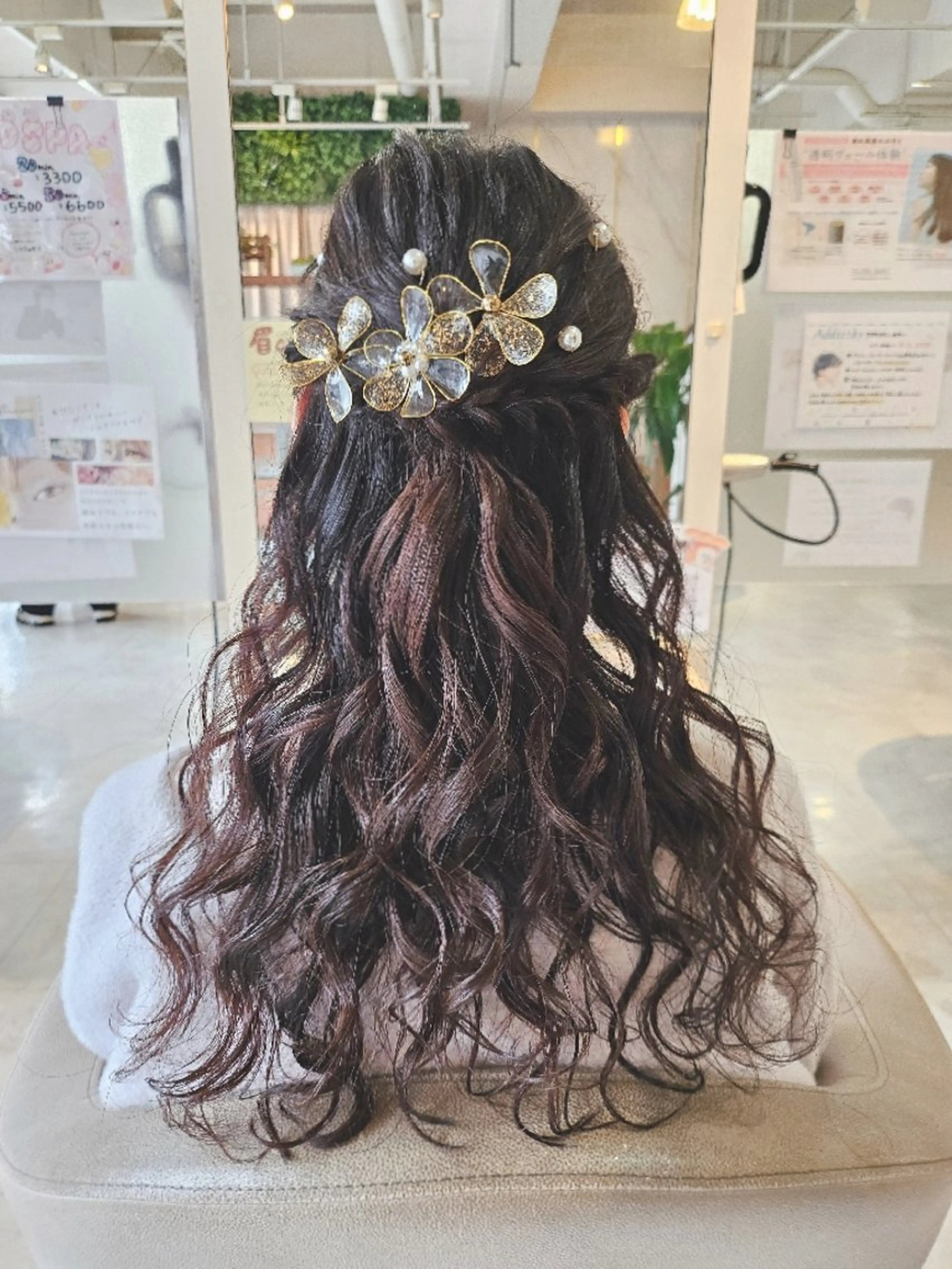 ヘアアレンジ ロング ヘアセット 岡田 奈々のヘアスタイル