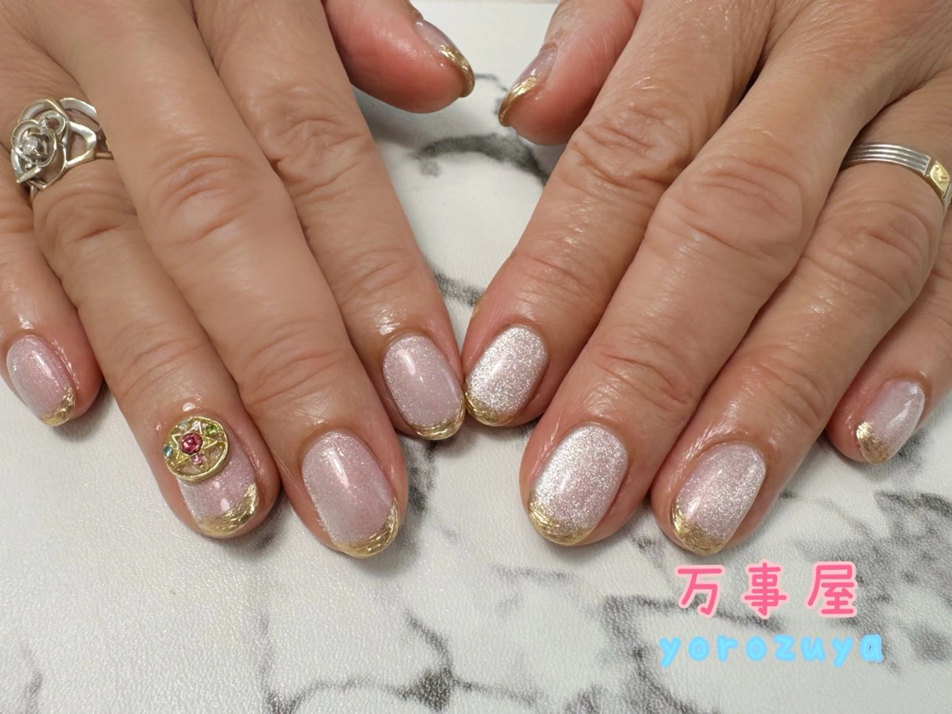 ネイル フレンチネイル マグネットネイル ミラーネイル ☆ YOROZUYA..のネイルデザイン