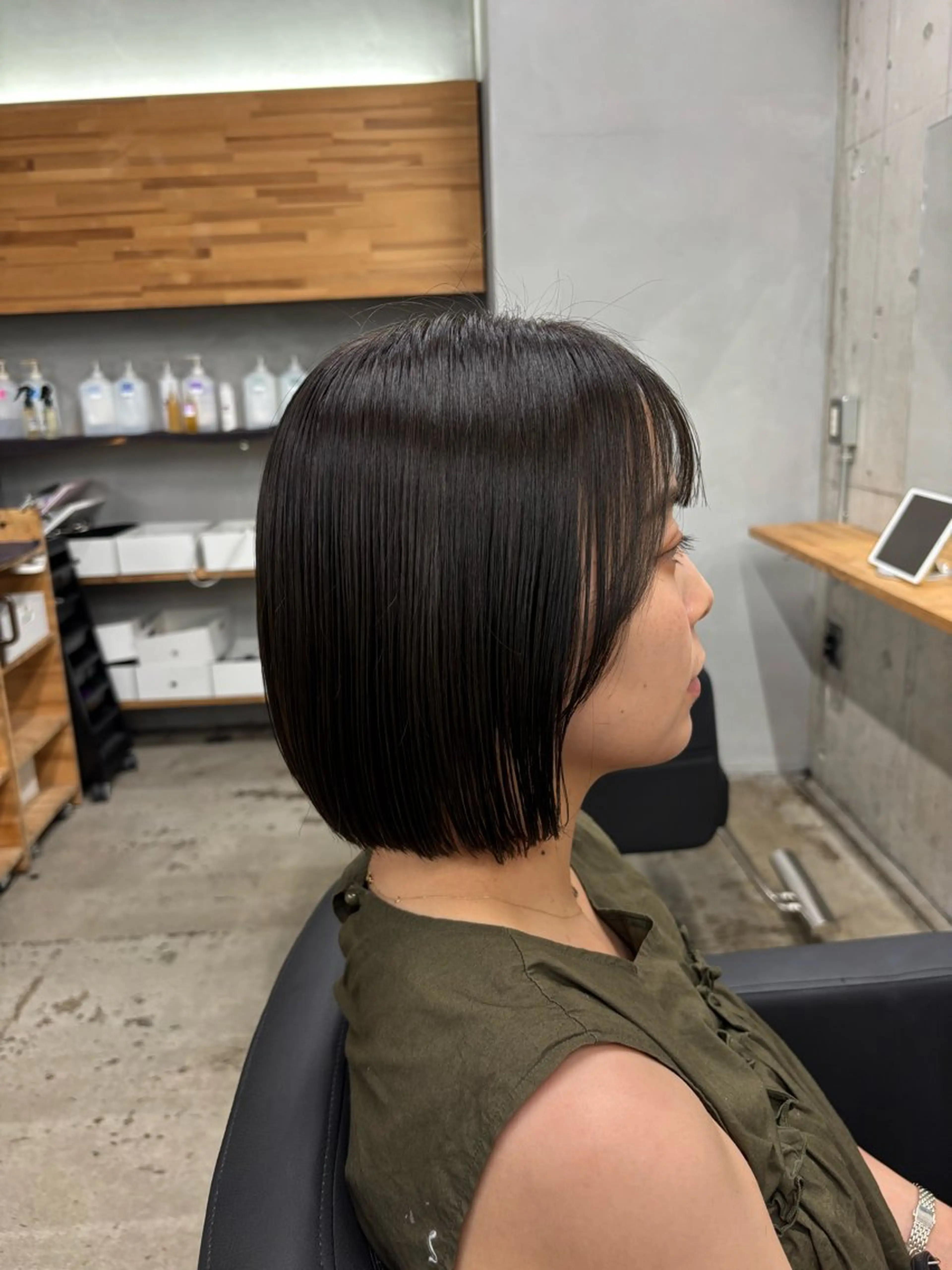 ショート カラー mono / Manatoのヘアスタイル