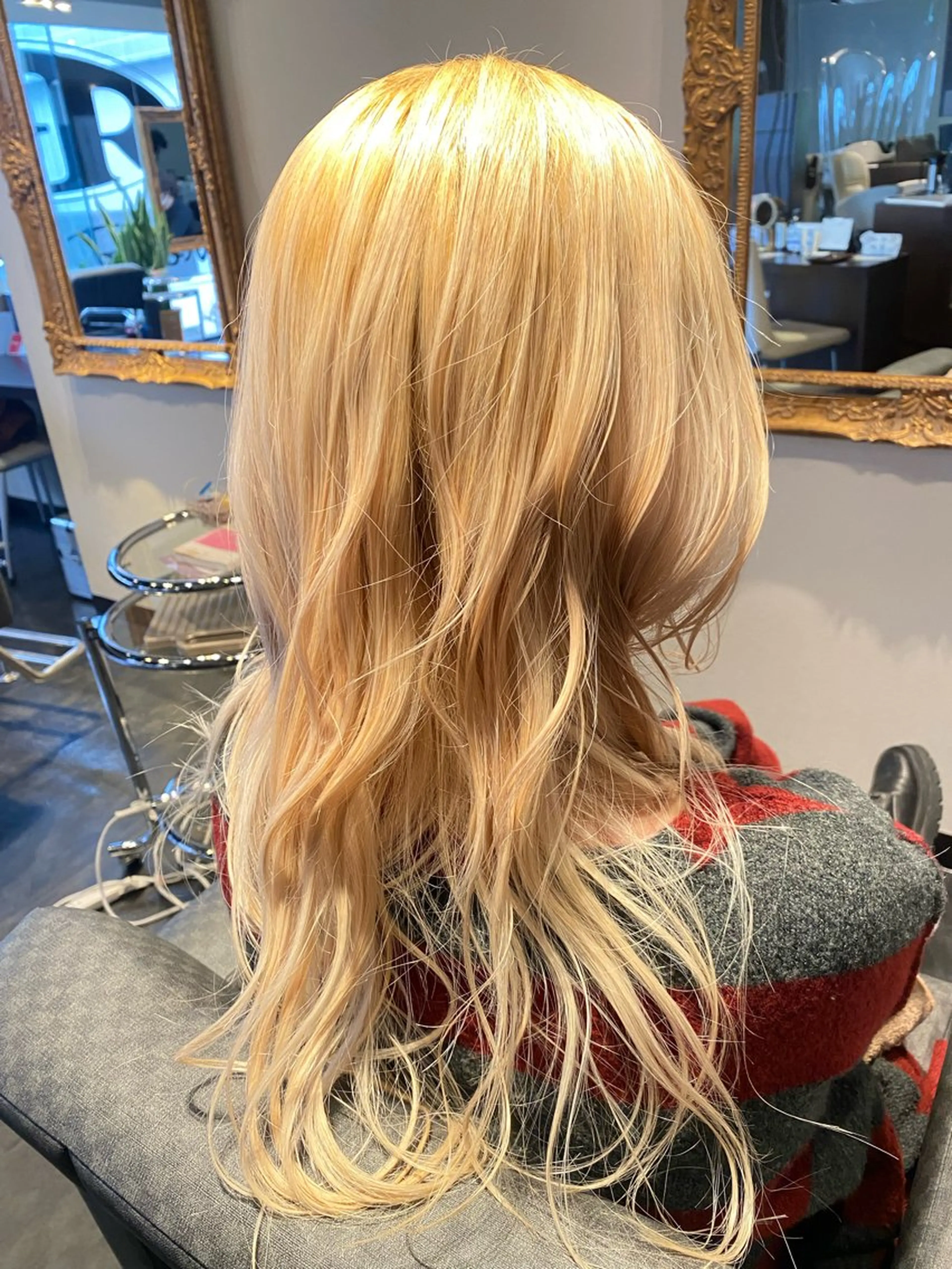 ロング ヘアアレンジ ヘアカラー hairGLADROOM所属・️🩵千葉 桃花️🩵のヘアスタイル