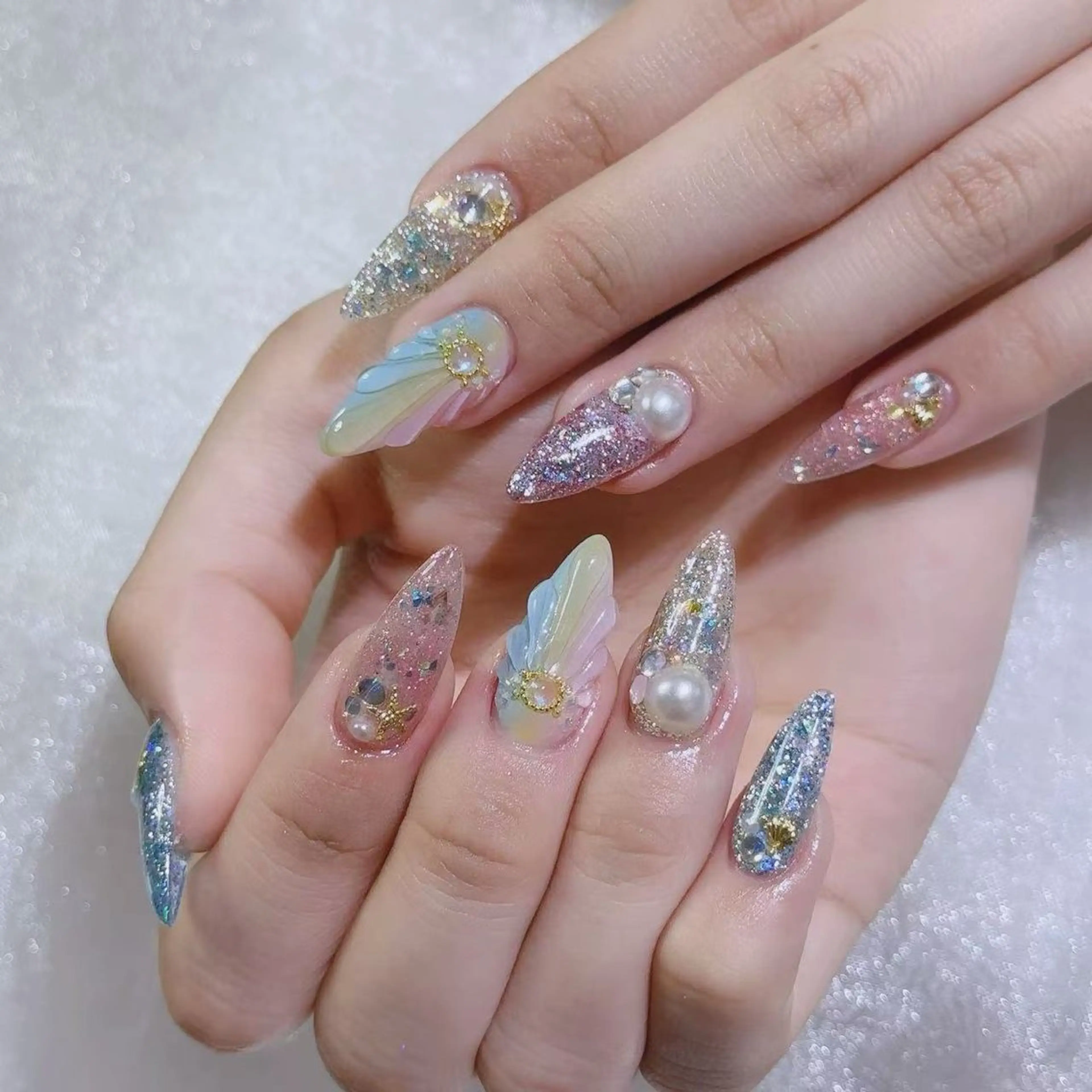 ネイル ハンドネイル Queens マオのネイルデザイン