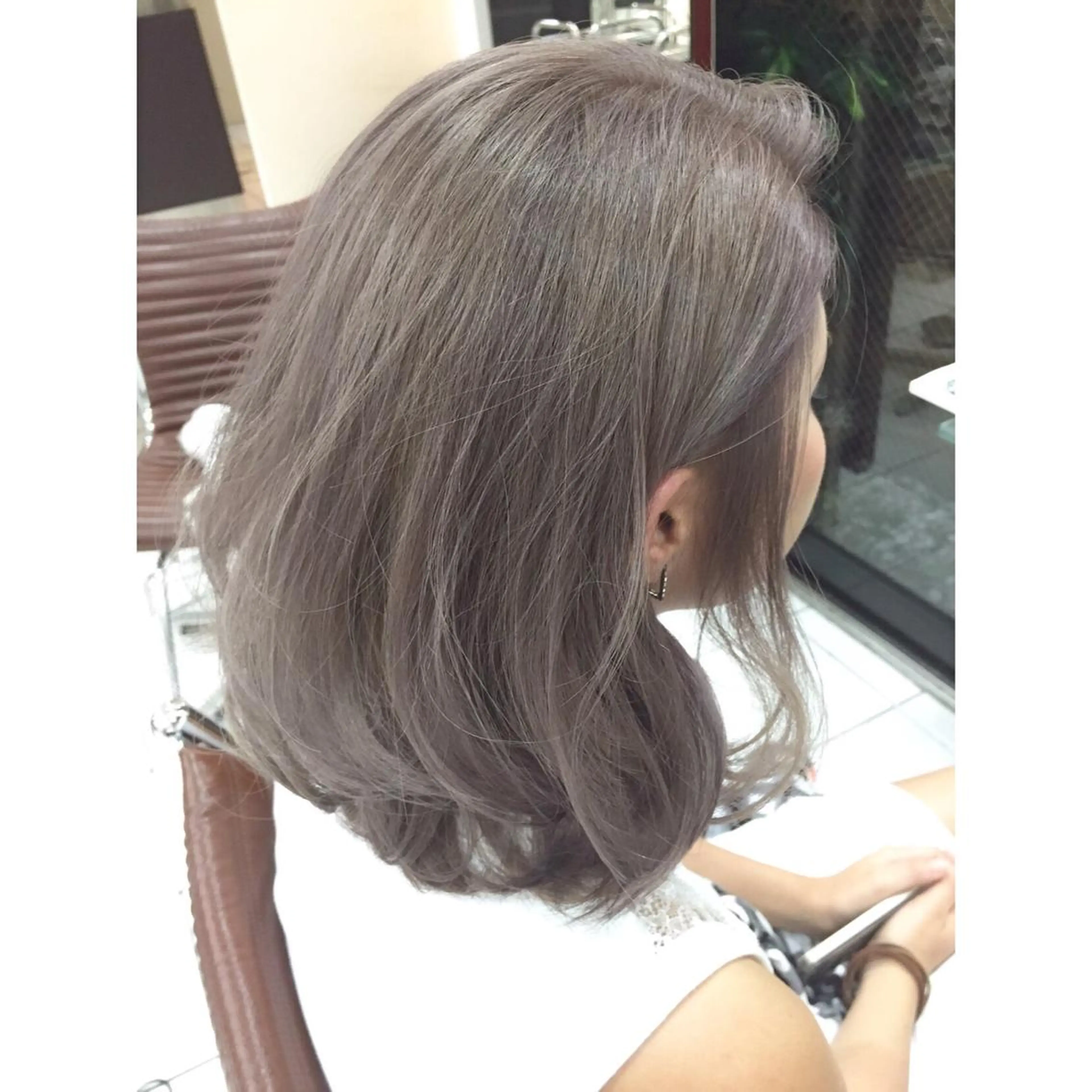 ミディアム カラー モテ髪透明感❤️ デイズヘアカラーのヘアスタイル