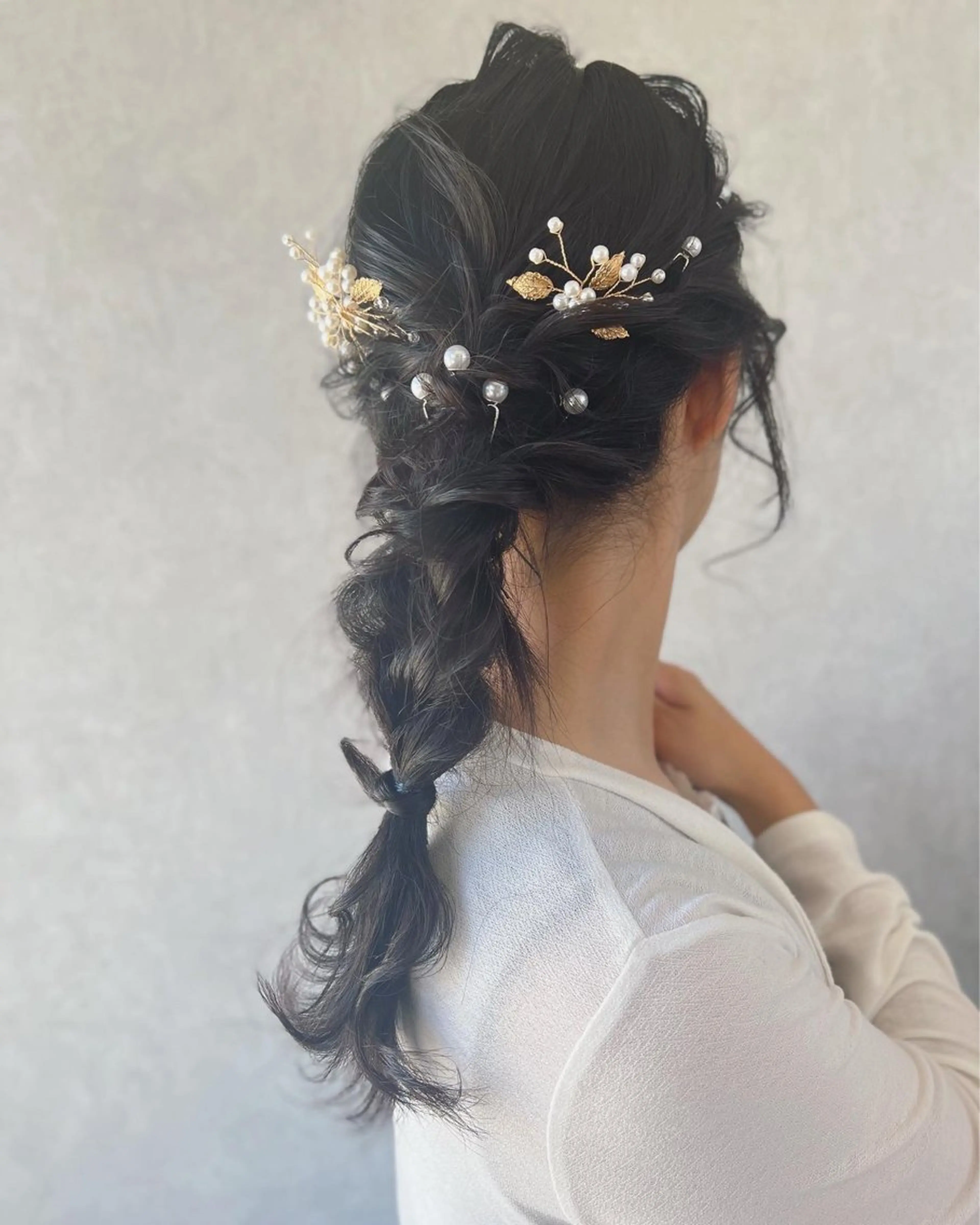 ロング ヘアアレンジ 結婚式・ブライダル Seasonal〜（シーズナル）所属・伊藤 早人のヘアスタイル