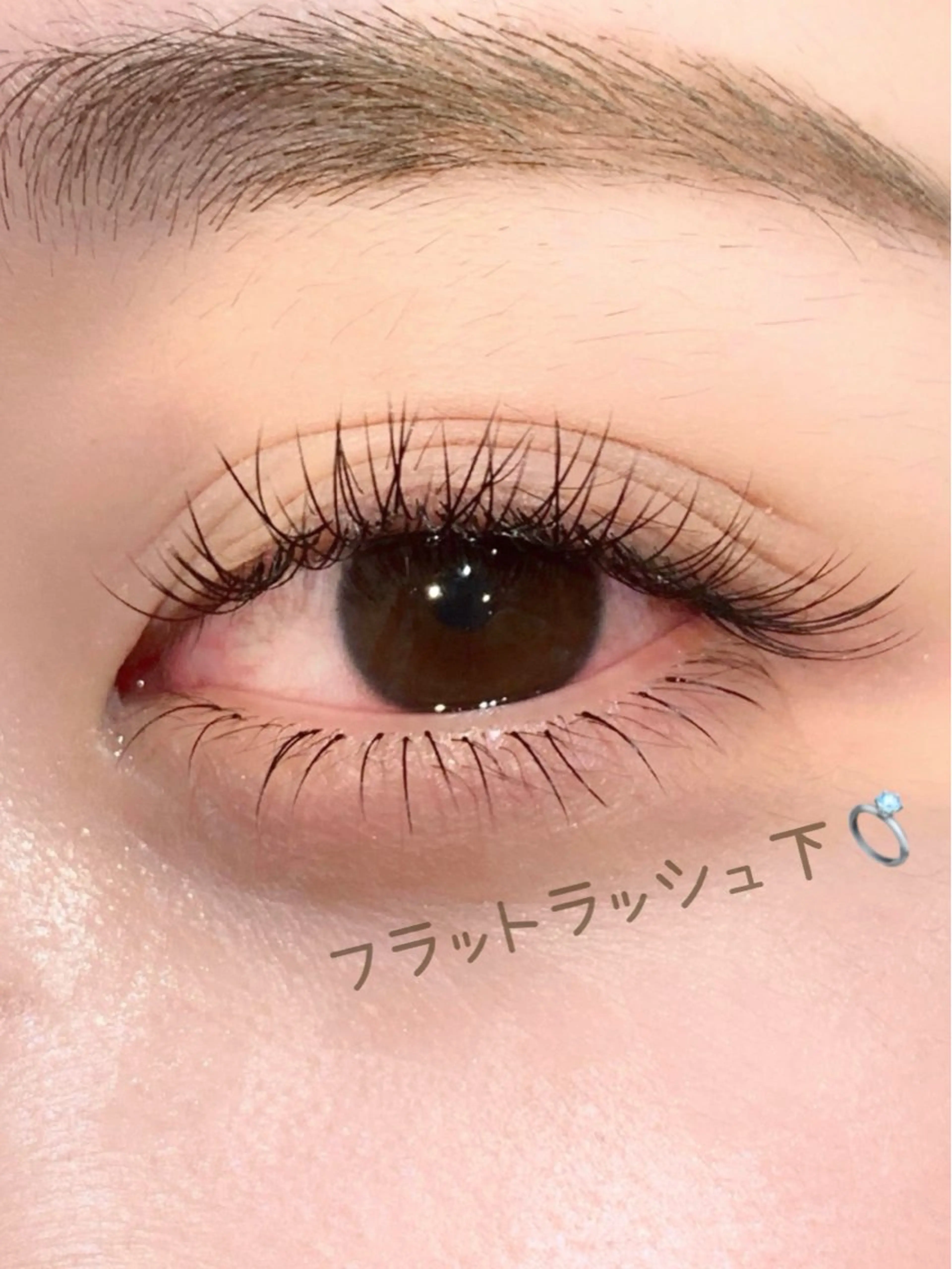 フラットラッシュ　下まつげ30本👀✨ リペア❌の写真