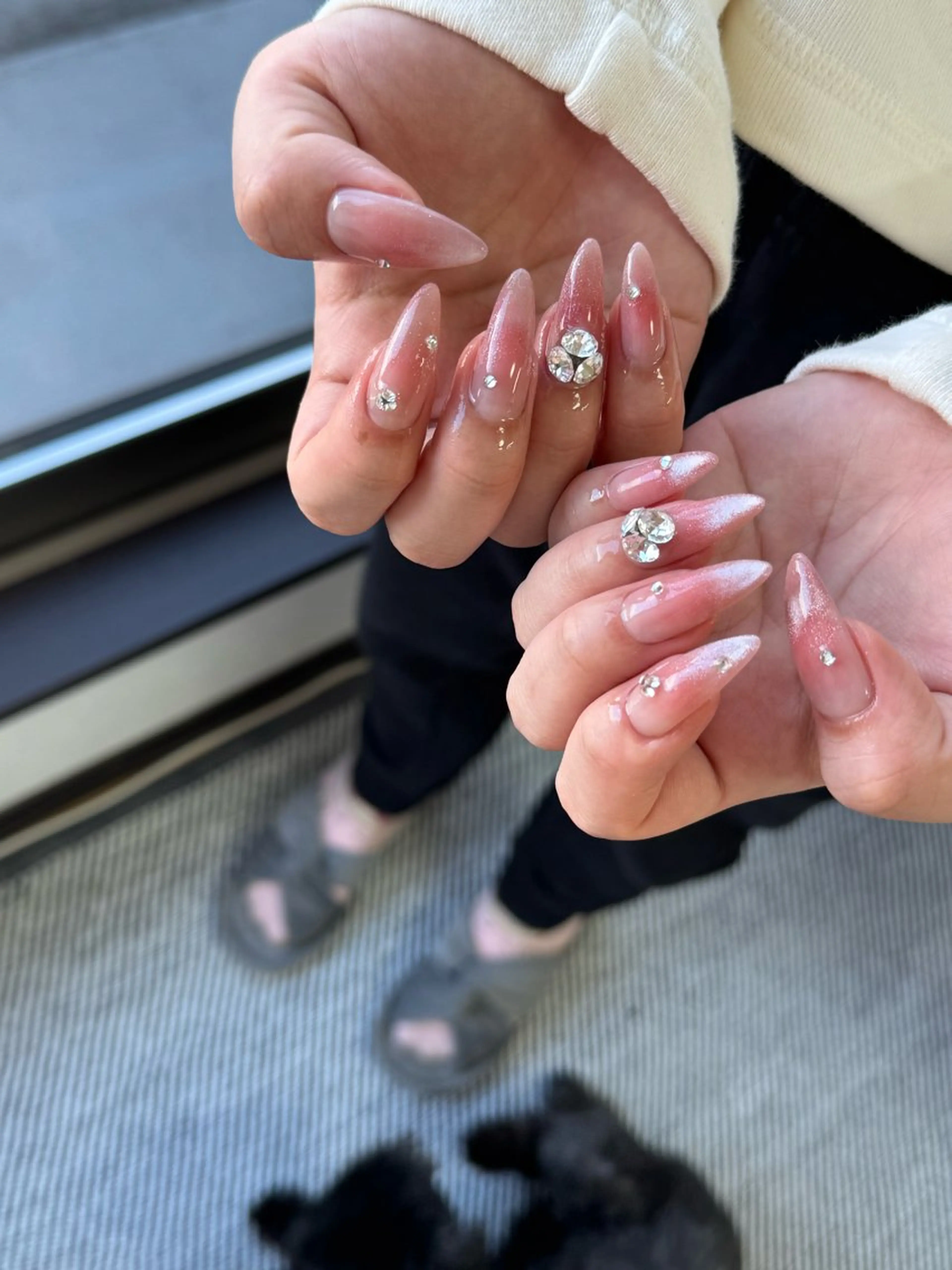 ネイル アートネイル チークネイル グラデーション マグネットネイル ハンドネイル LUNE NAILのその他イメージ