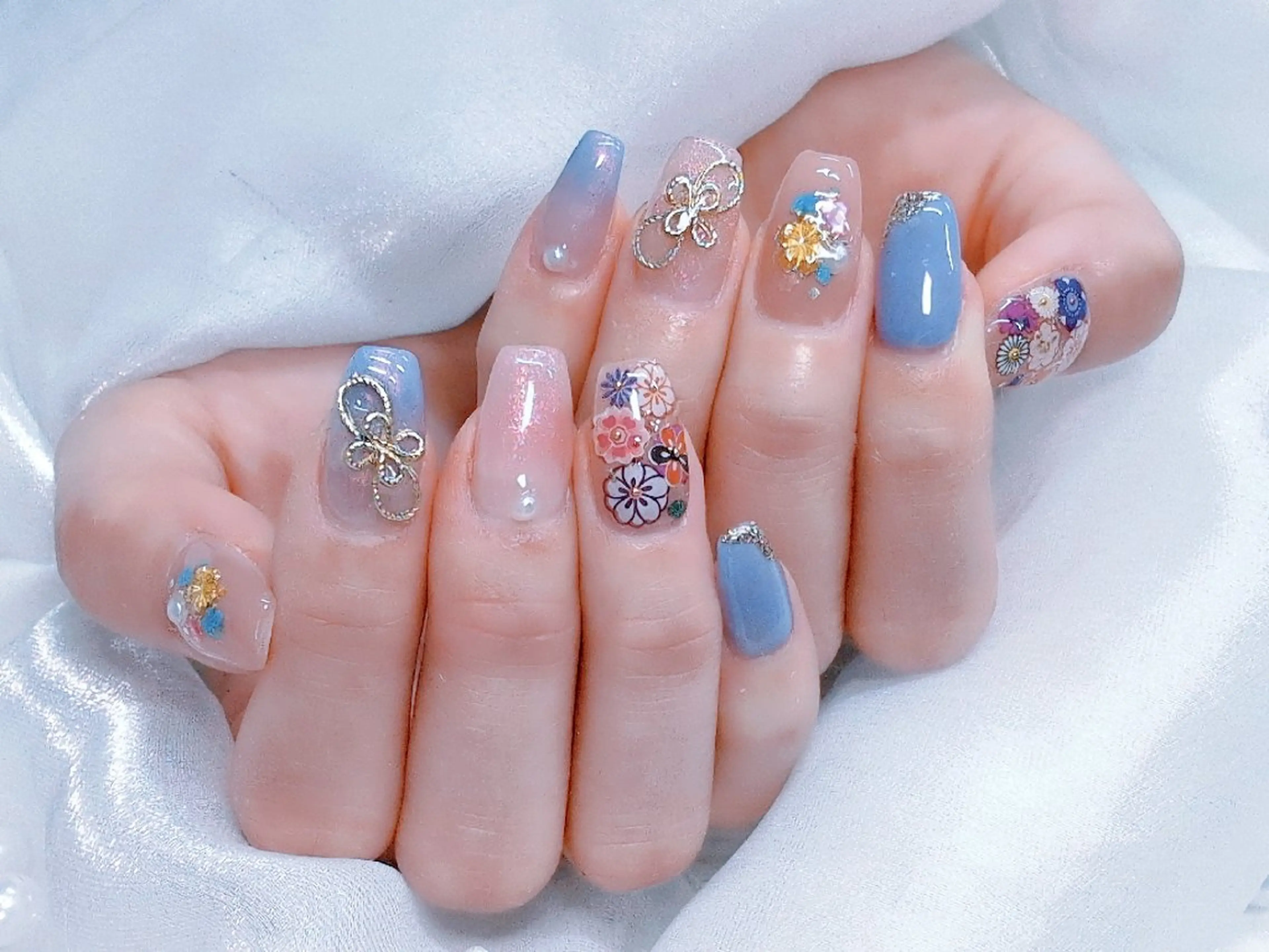 ネイル チークネイル 成人式 長さ出し フラッシュネイル フレンチネイル Chouette Nailのネイルデザイン