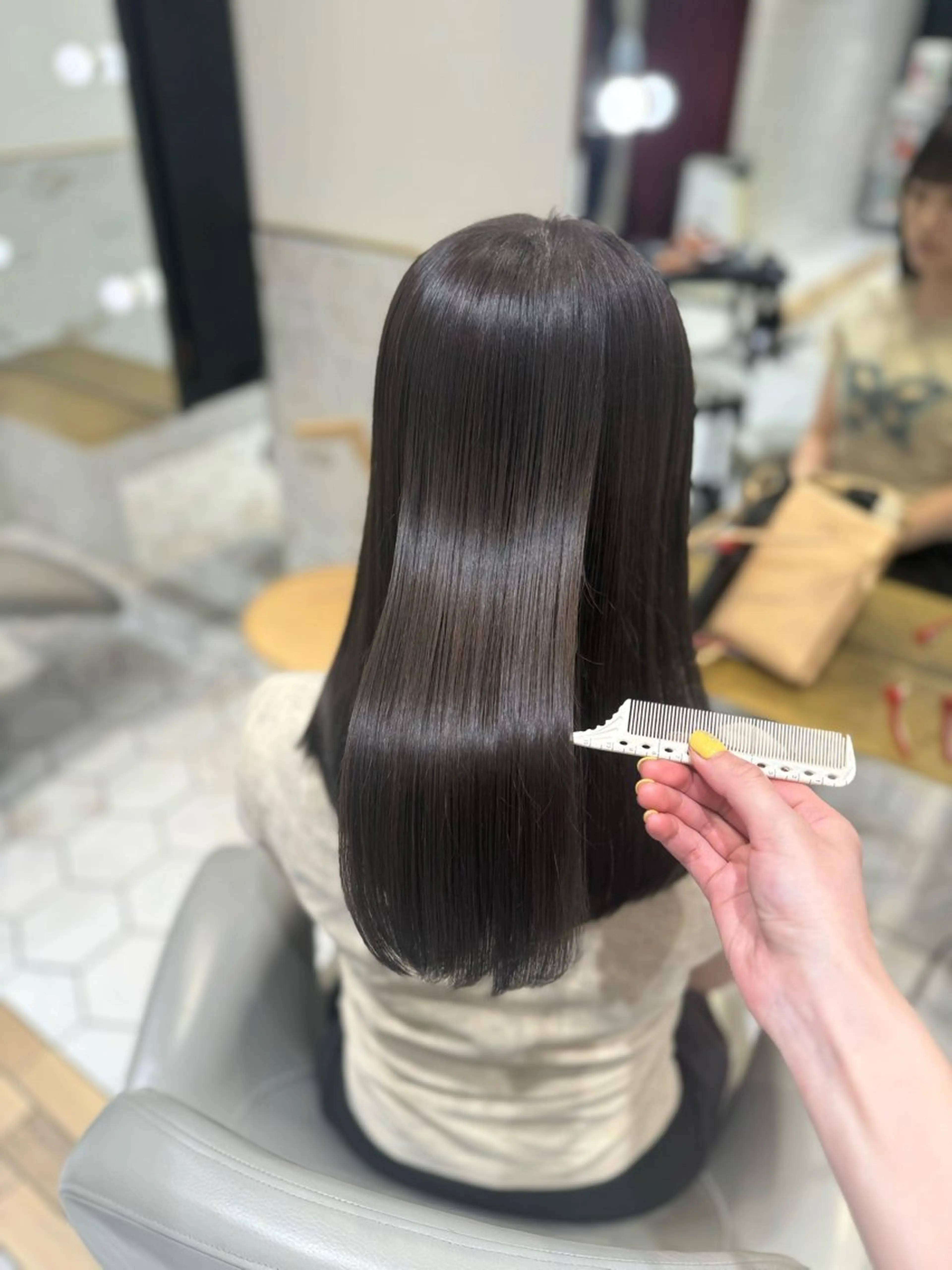 ロング カラー ヘアカラー costes 今井芽依のヘアスタイル