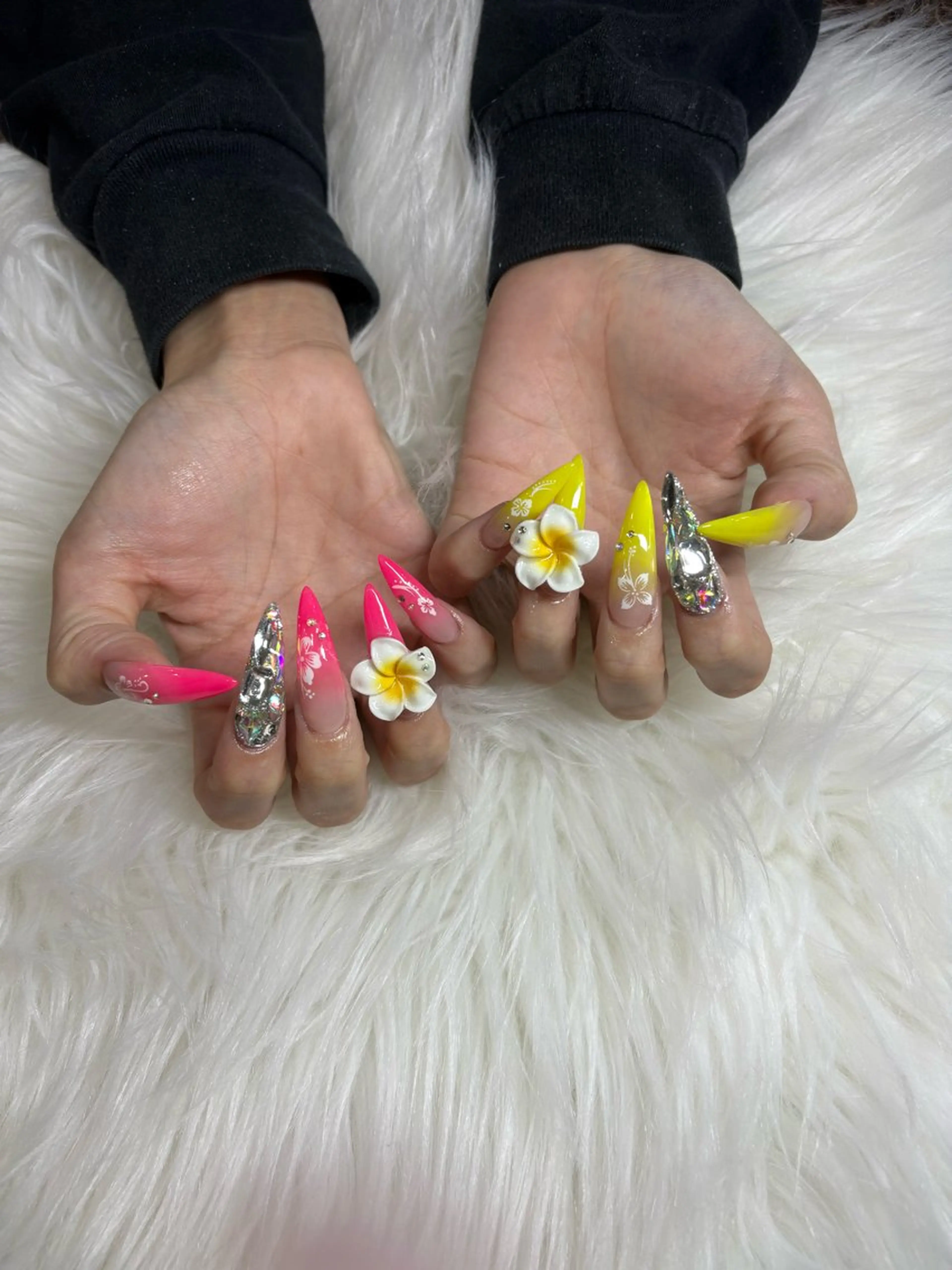 ネイル ハンドネイル IROHA Nail 矢掛萌子のネイルデザイン