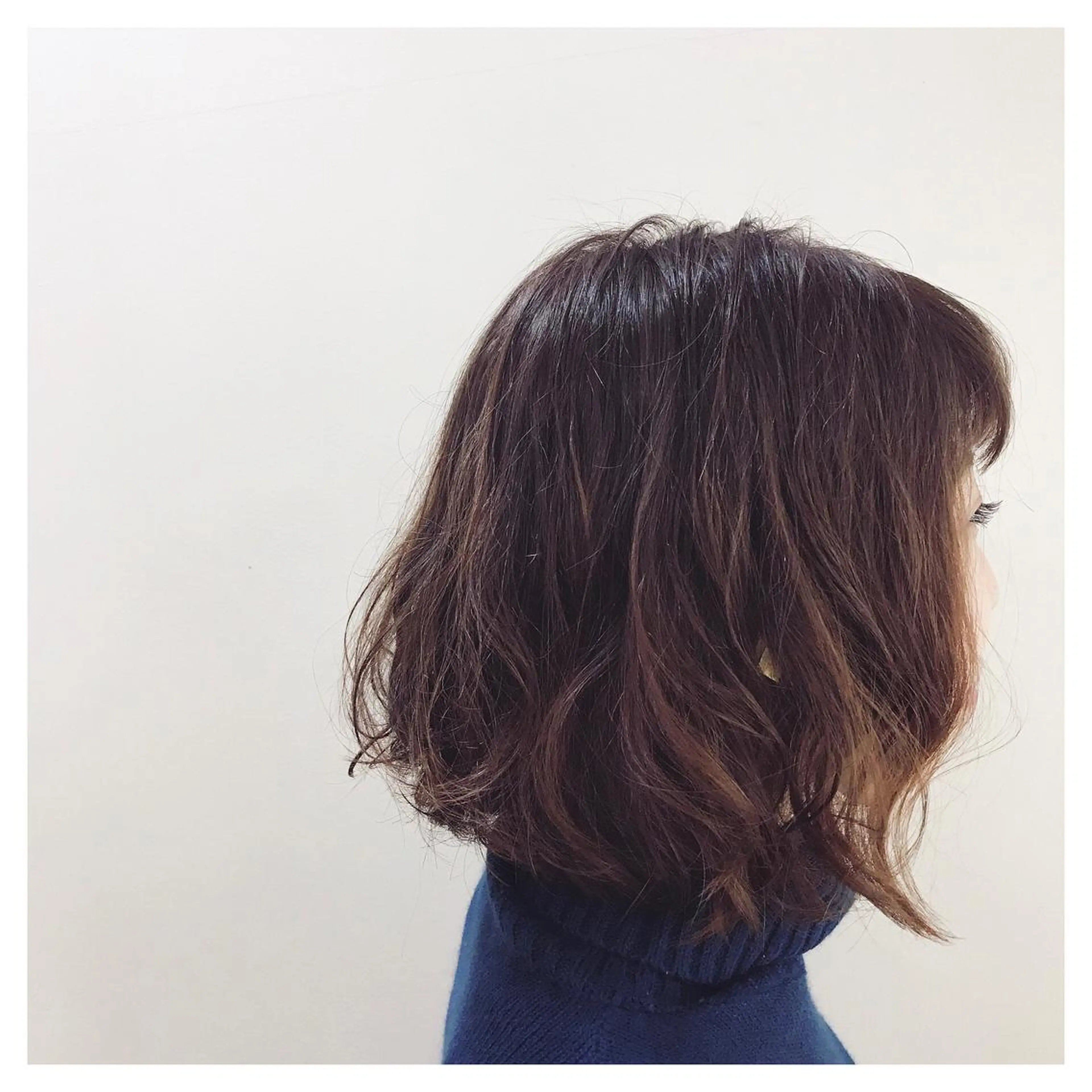 ショート カラー パーマ ブラウンカラー レッドカラー レッドブラウン ボブ ハイトーン/ショート 村上淳乃🐥のヘアスタイル