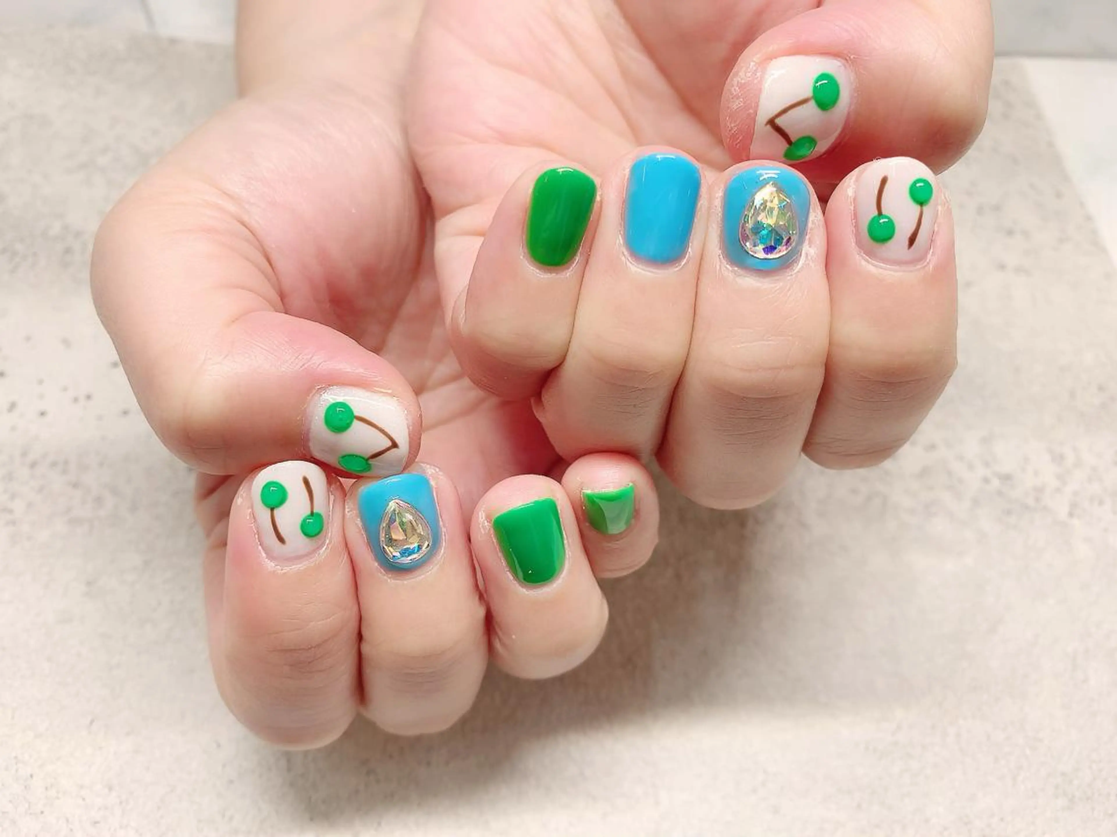 ネイル Muse nail USUIのネイルデザイン