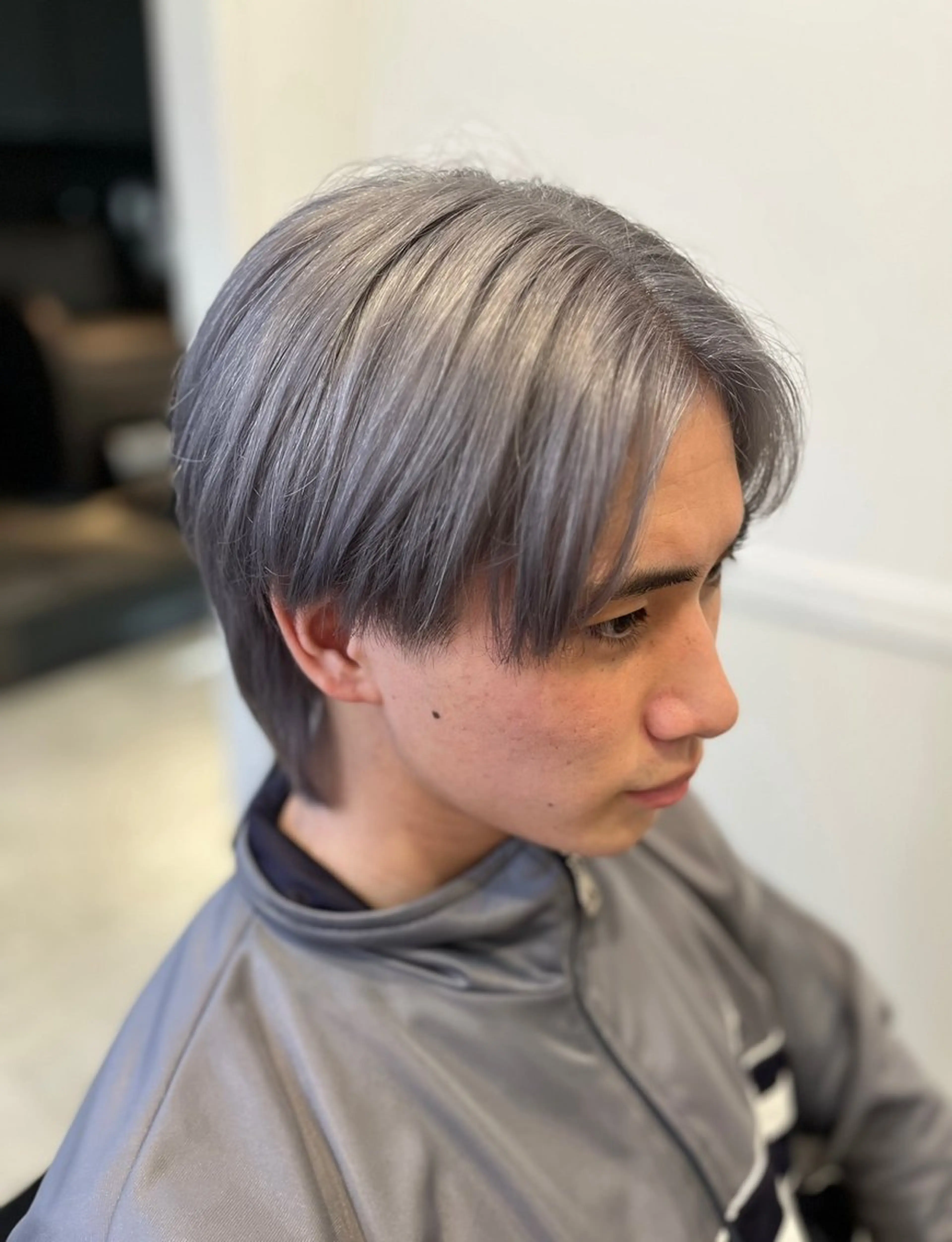 カラー メンズ メンズブリーチ ブリーチ 透明感カラー ダブルカラー 髪質改善 【ただの天才 🎨】のヘアスタイル