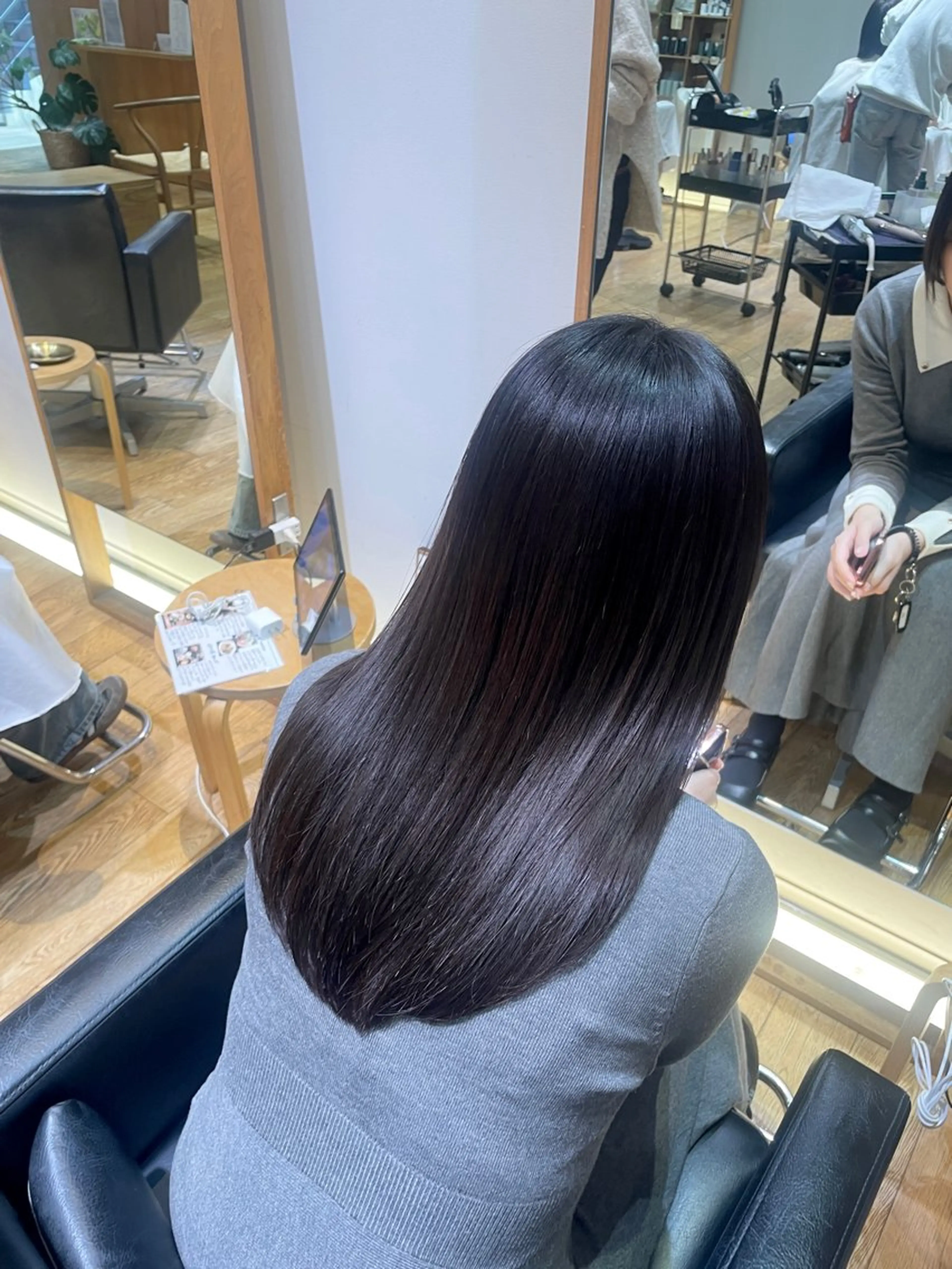 セミロング カラー カット 縮毛矯正 縮毛矯正/レイヤー 🌙児玉光瑠のヘアスタイル