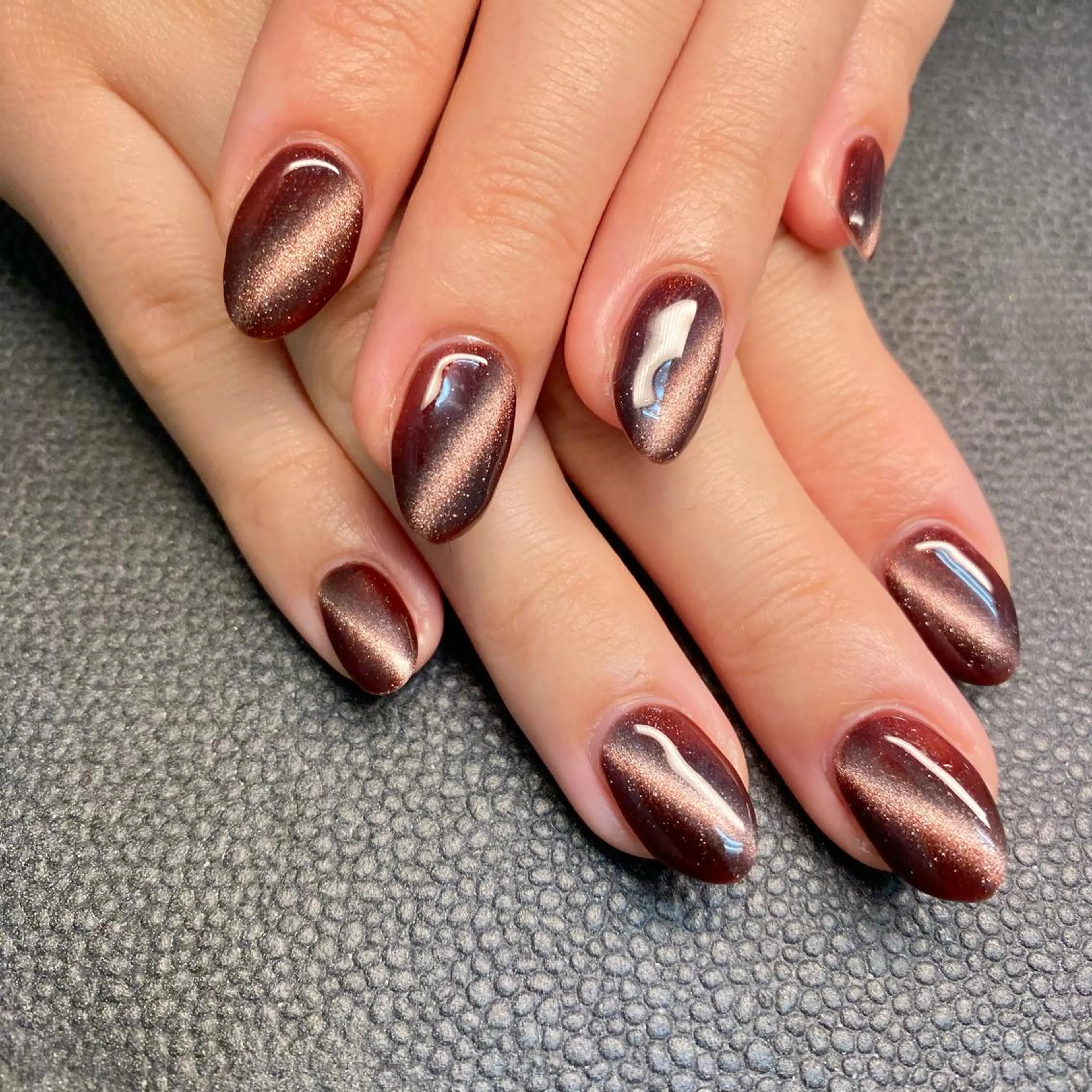 ネイル ブラウン マグネットネイル 赤色 kagami マイのネイルデザイン