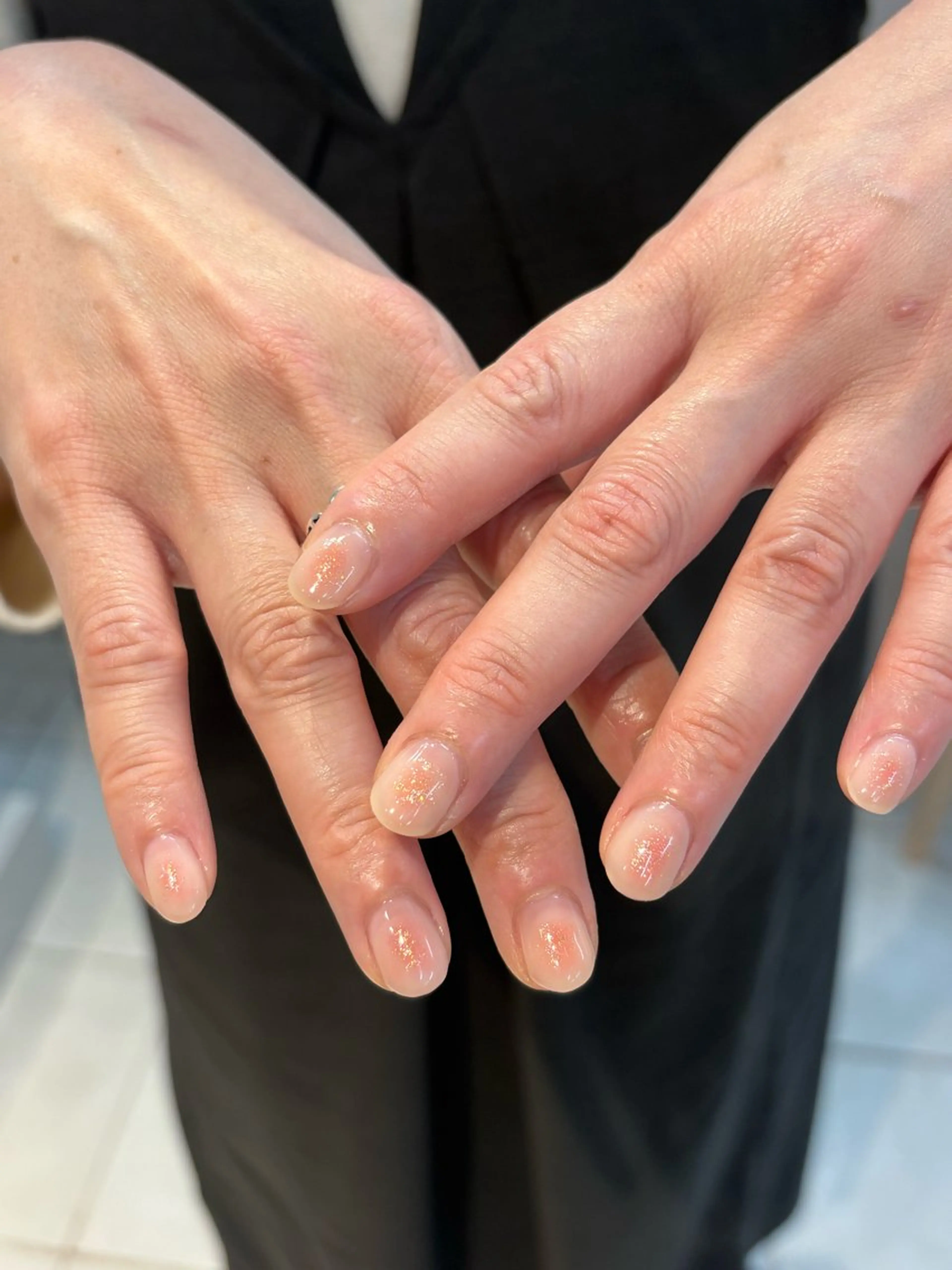 ネイル チークネイル DEE hisaya erika.Kのネイルデザイン